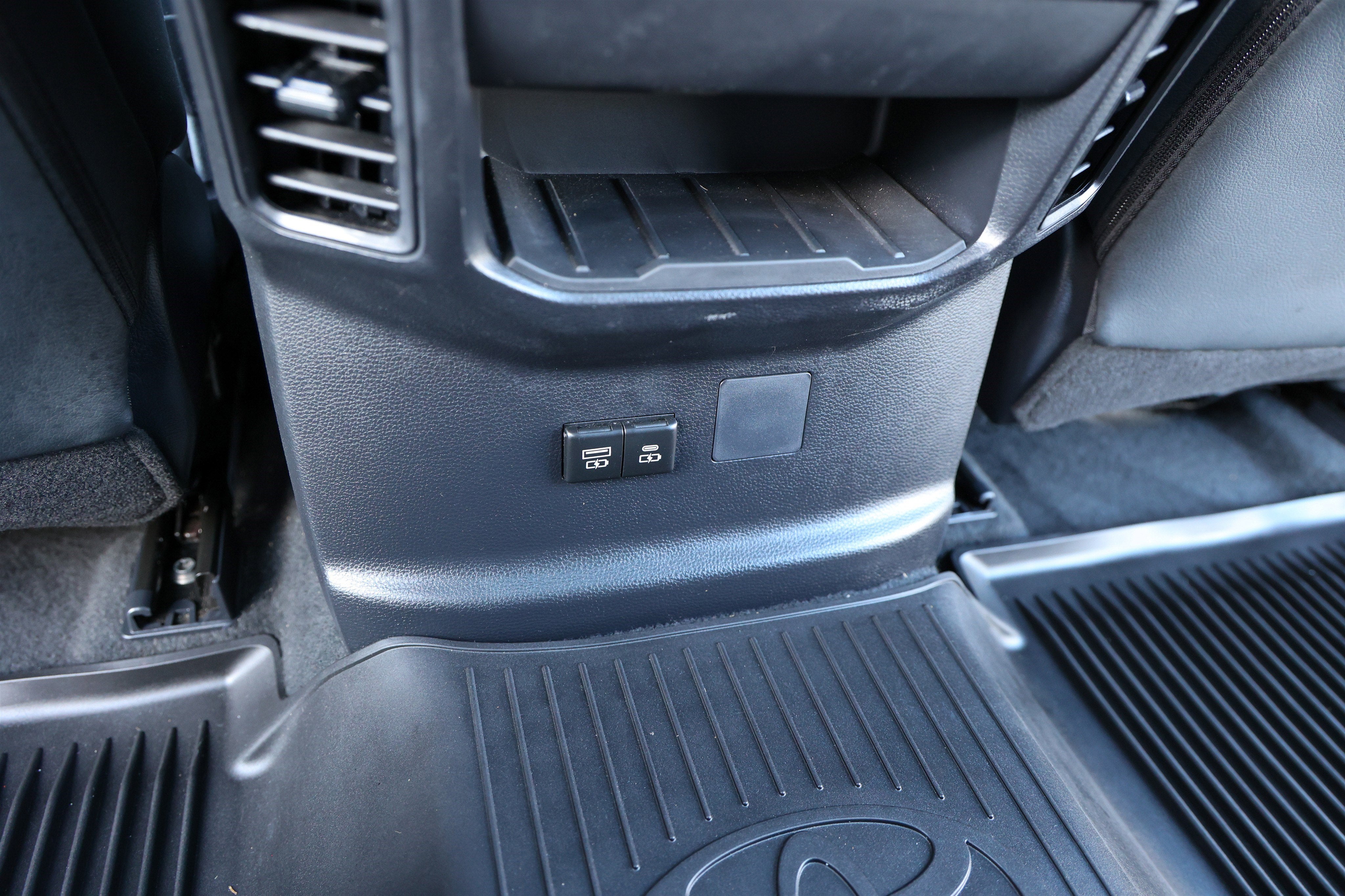 2025 Toyota TUNDRA 4X4 Limited