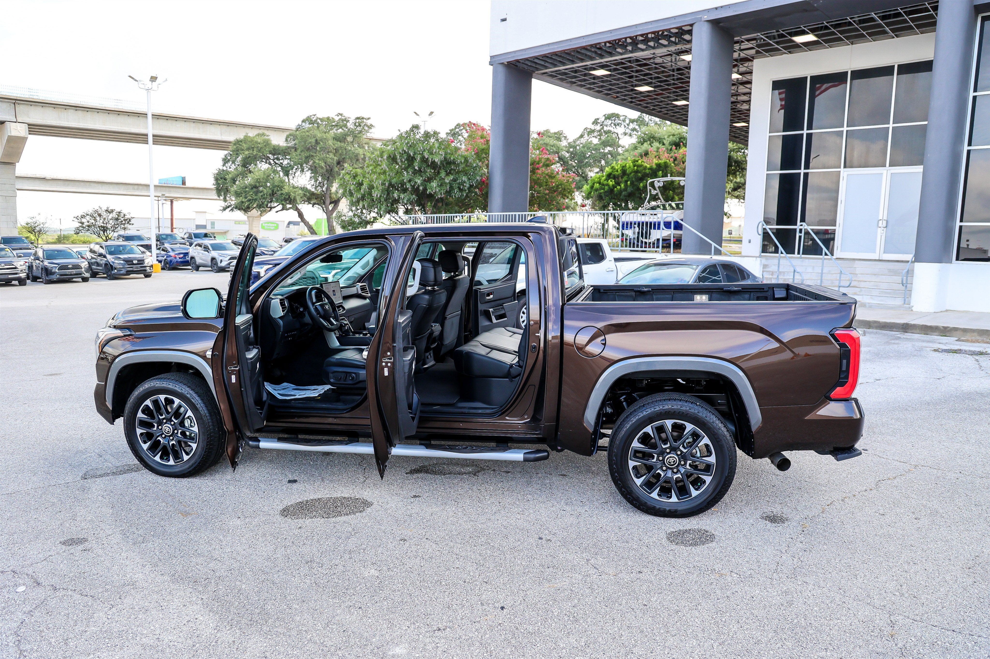 2023 Toyota Tundra Limited