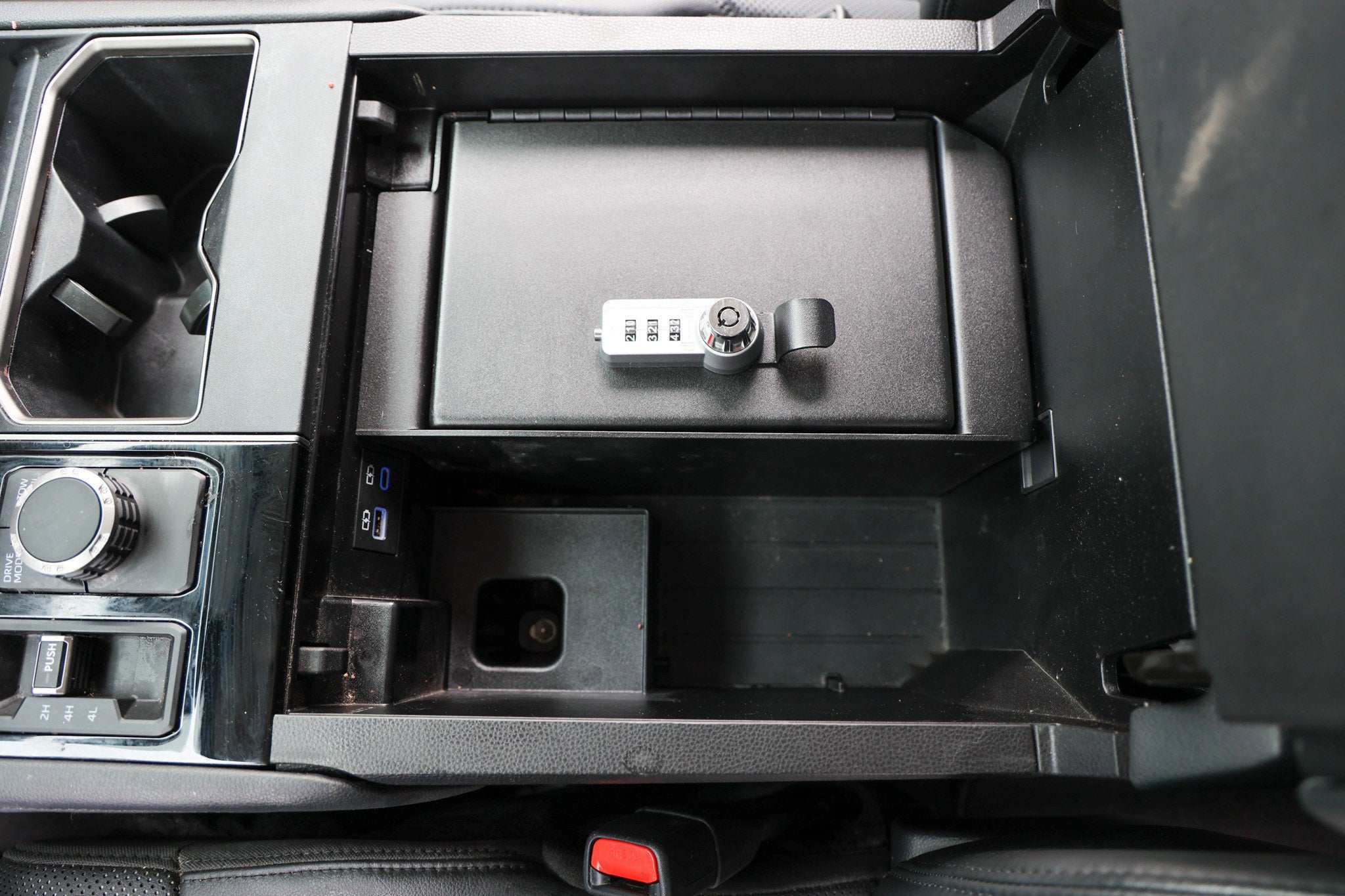 2024 Toyota TUNDRA 4X4 Limited