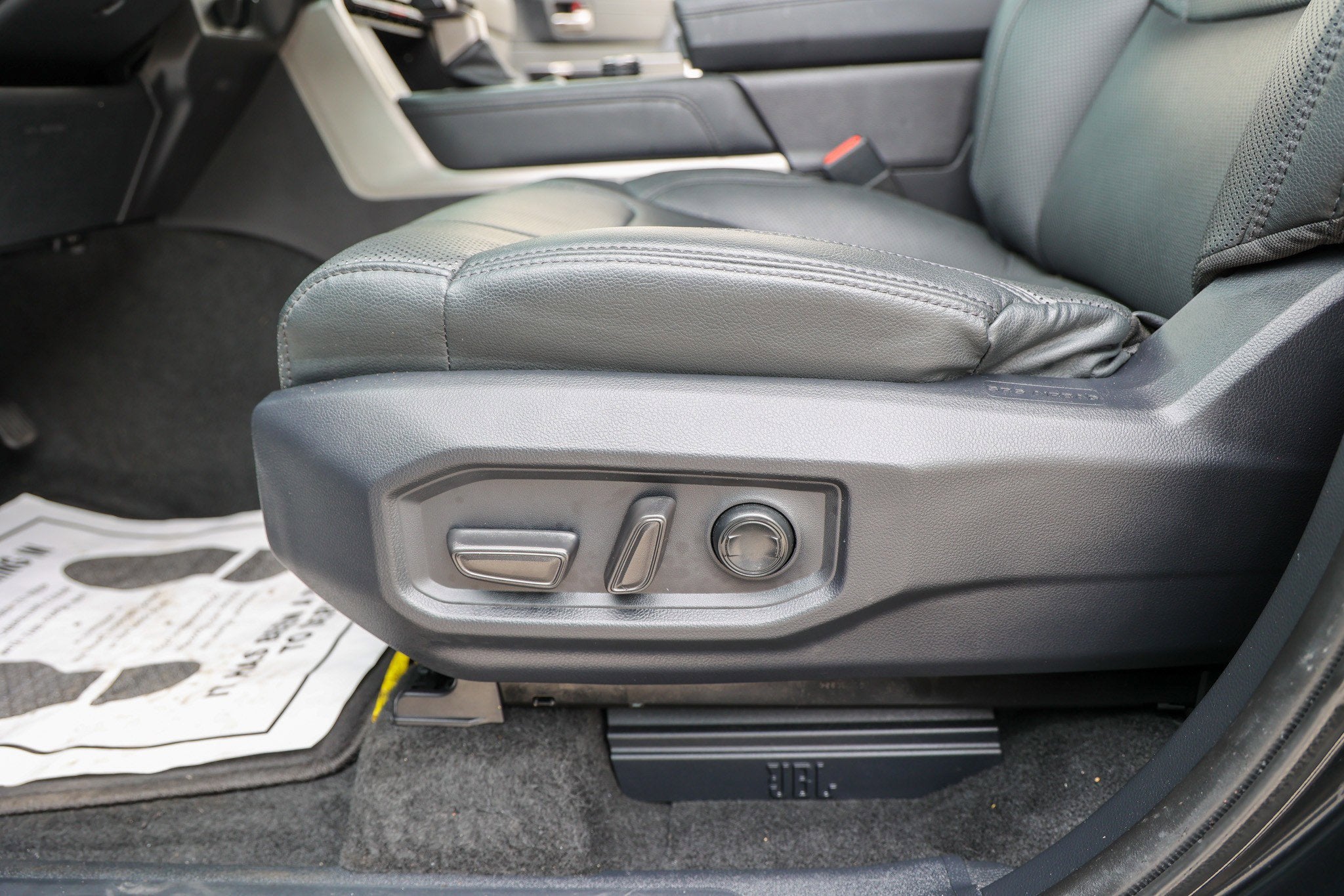 2024 Toyota TUNDRA 4X4 Limited