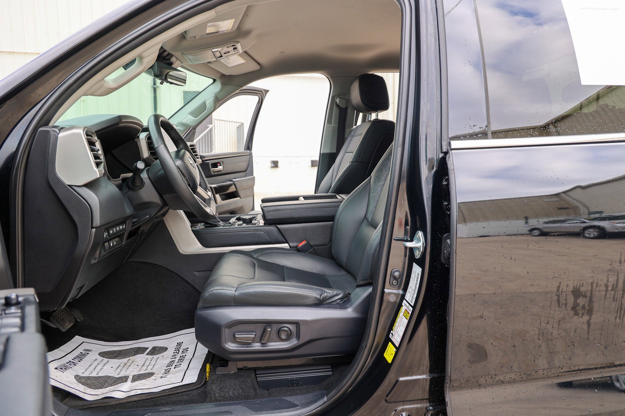 2024 Toyota TUNDRA 4X4 Limited