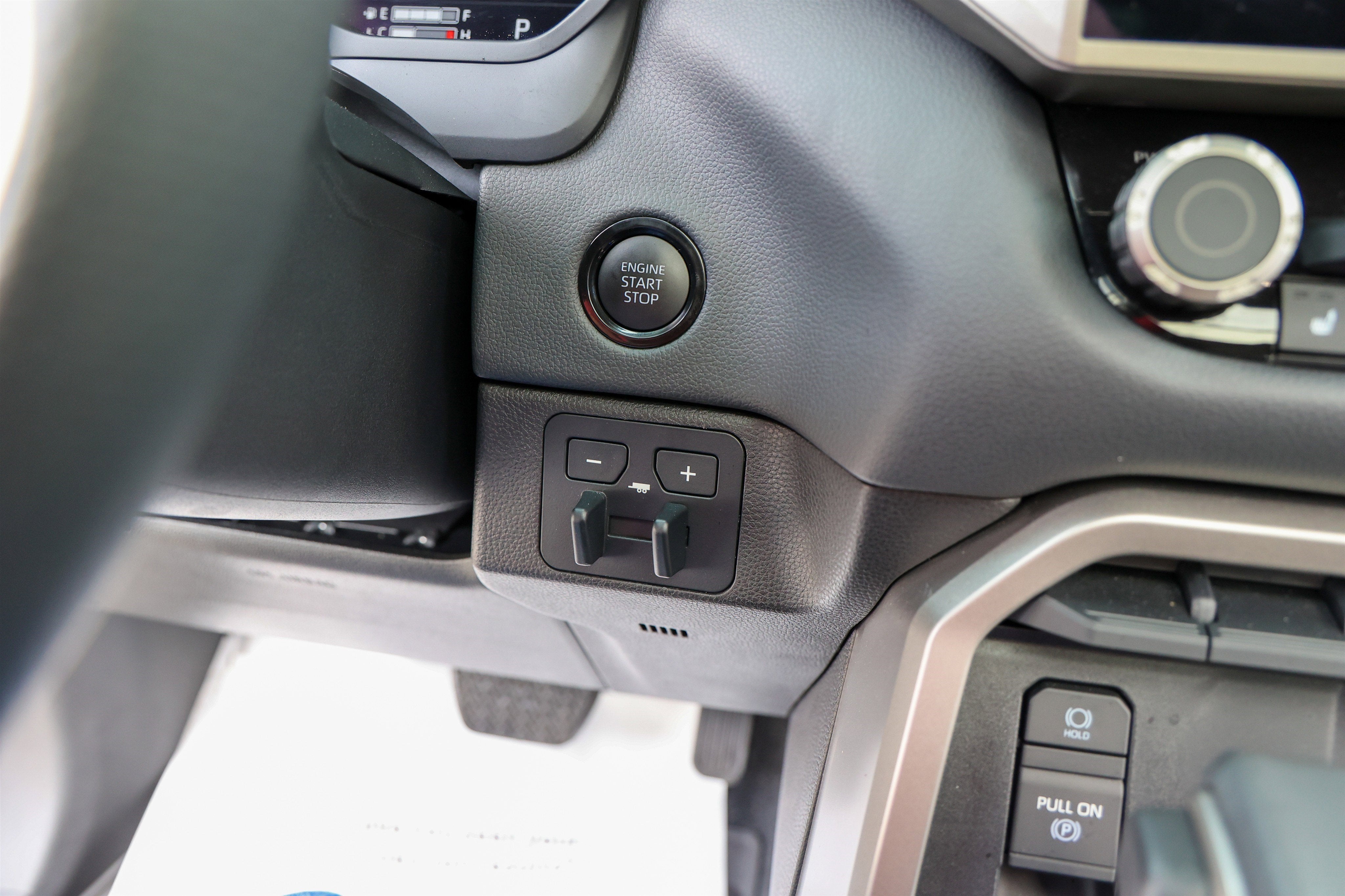 2025 Toyota TUNDRA 4X4 Limited