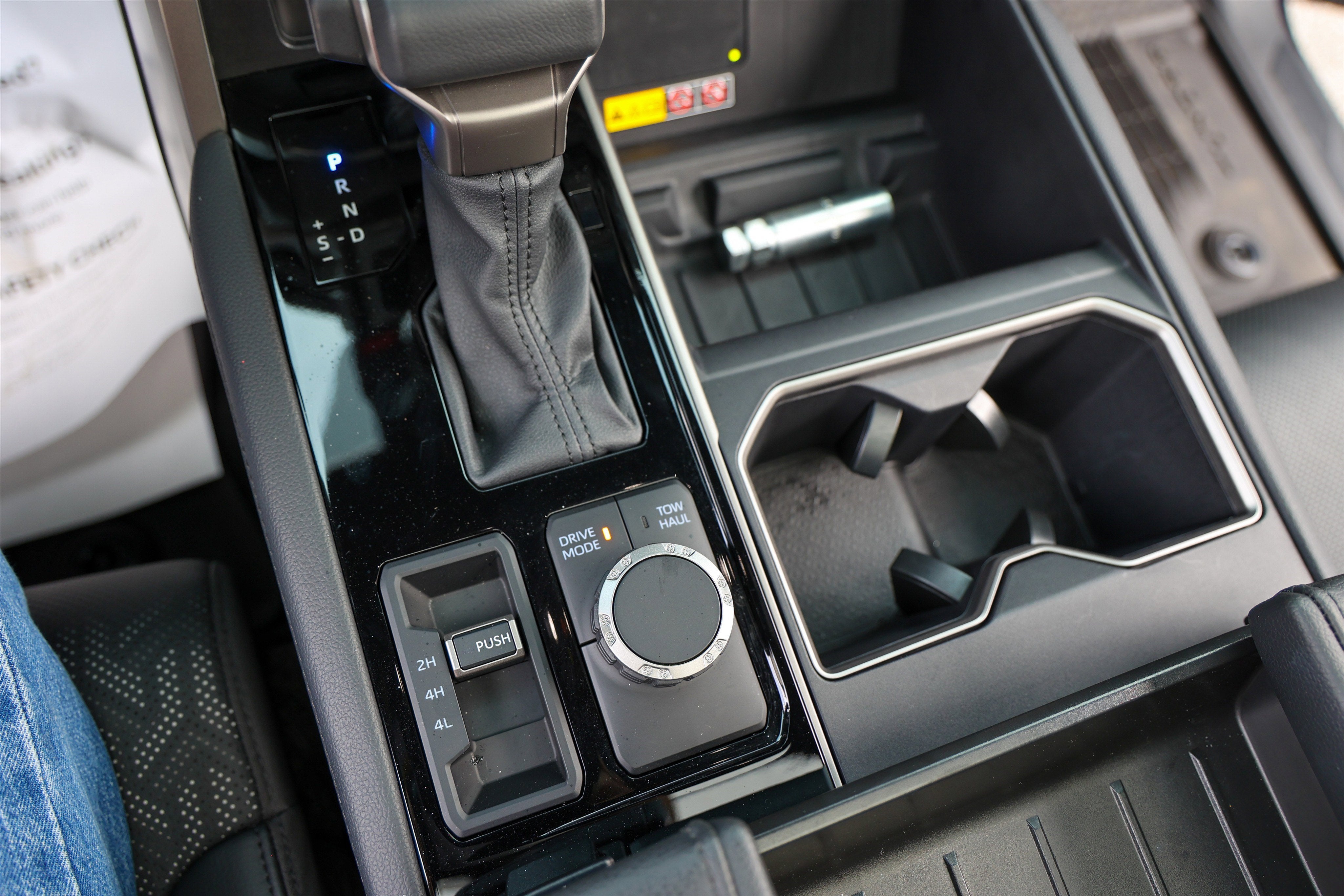 2025 Toyota TUNDRA 4X4 Limited