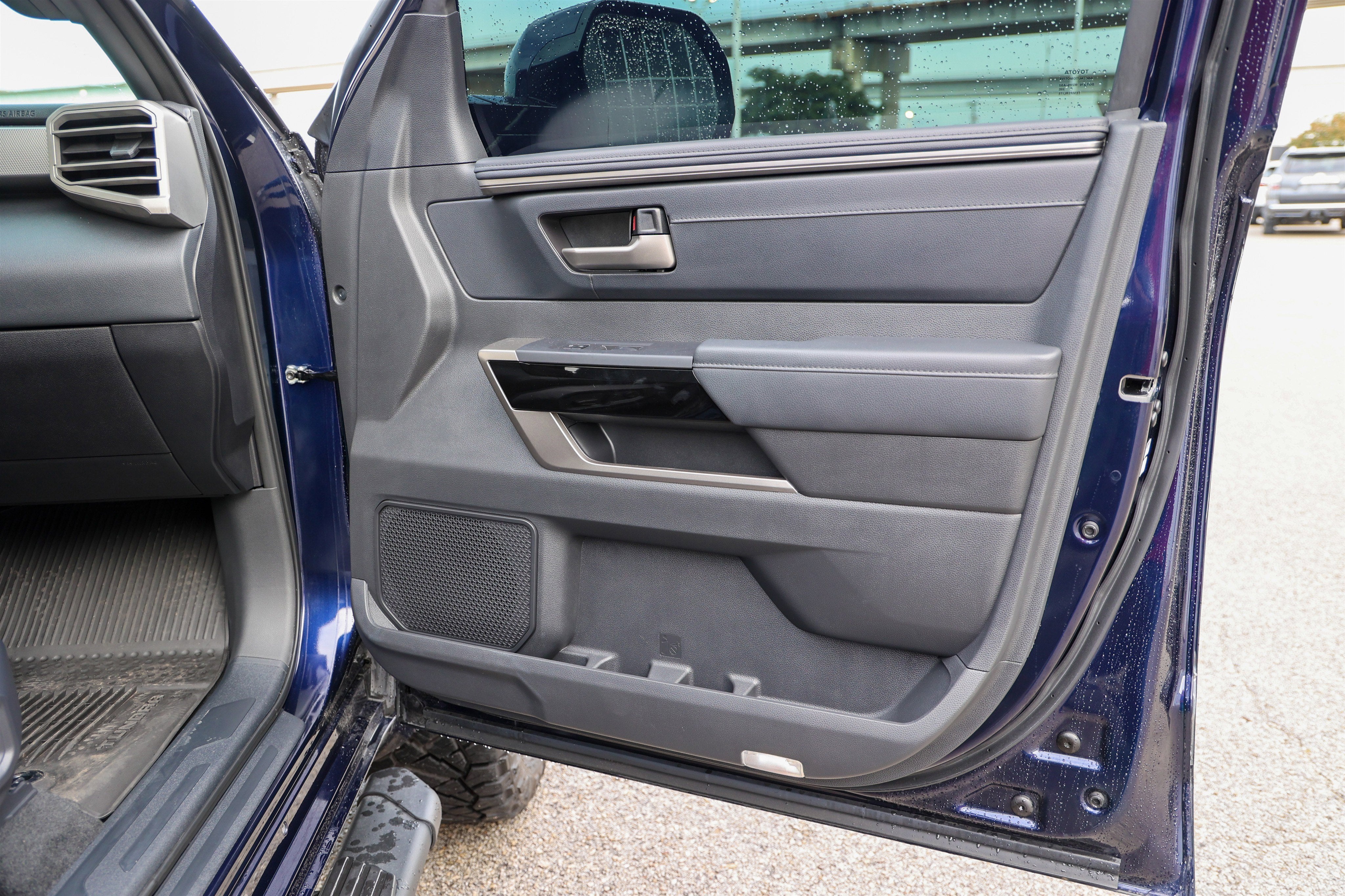 2025 Toyota TUNDRA 4X4 Limited