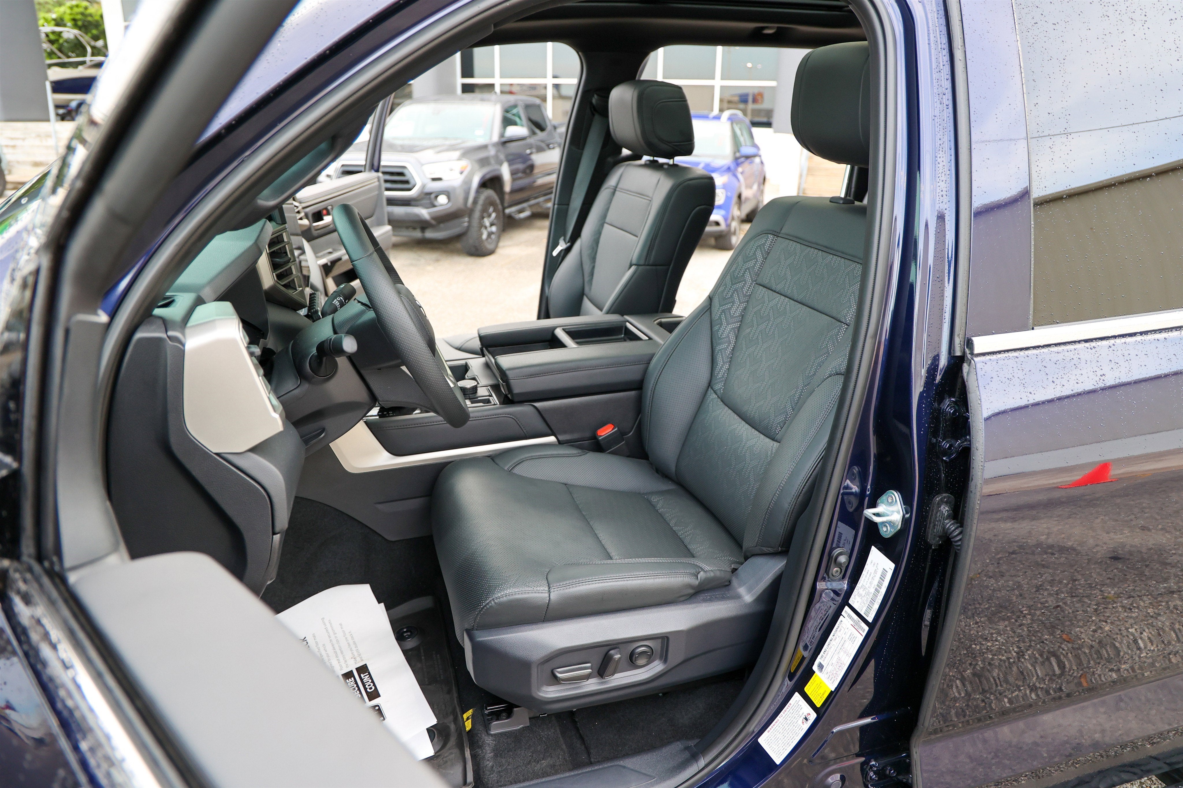 2025 Toyota TUNDRA 4X4 Limited