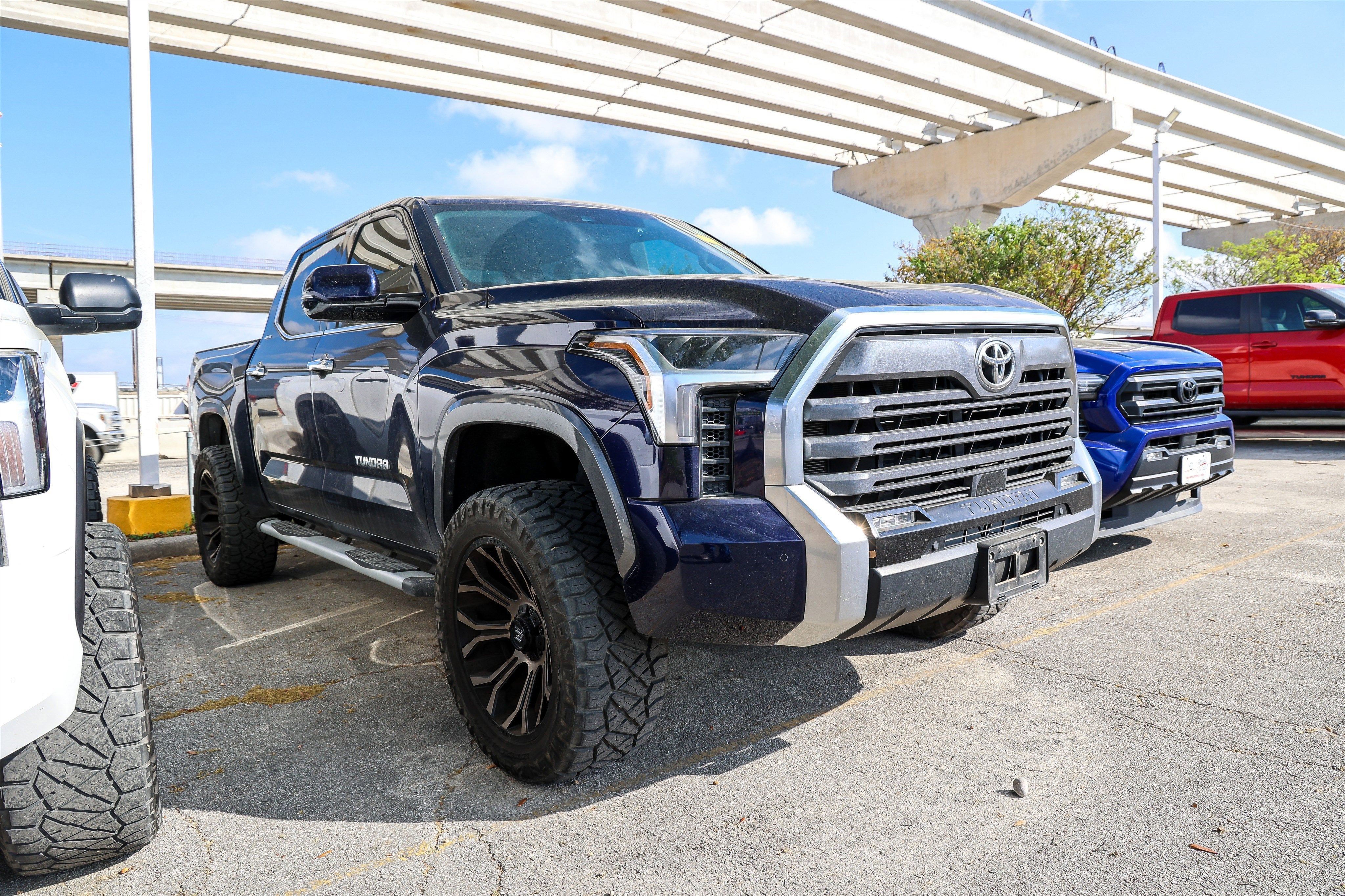 2023 Toyota TUNDRA 4X4 Limited