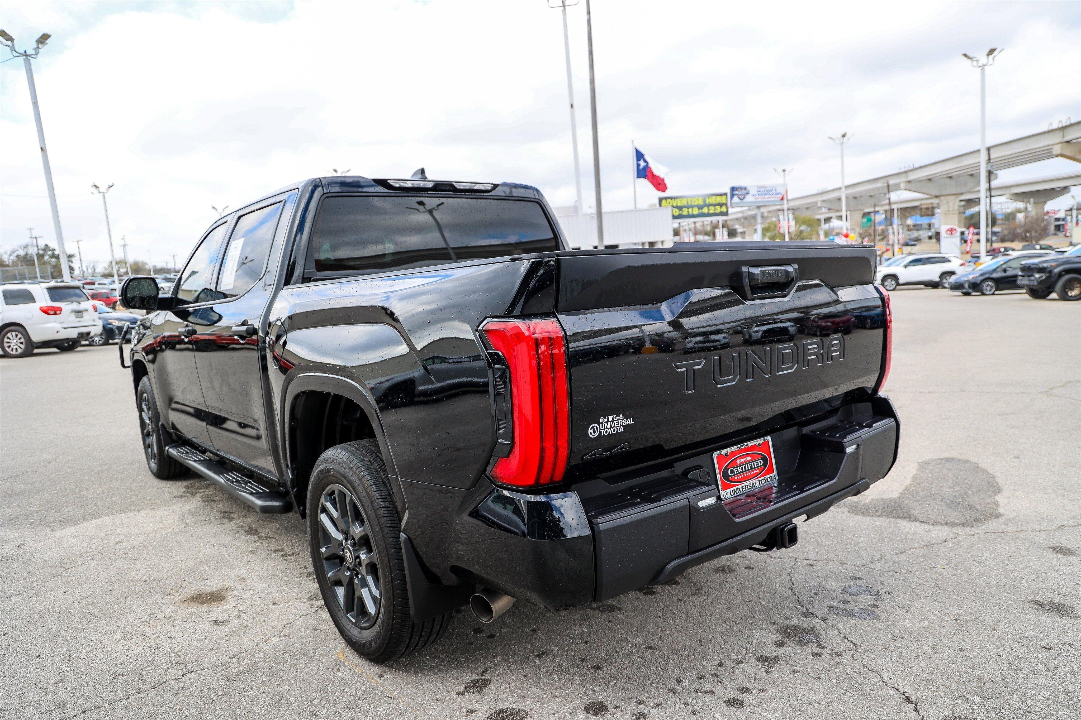 2026 Toyota TUNDRA 4X4 SR