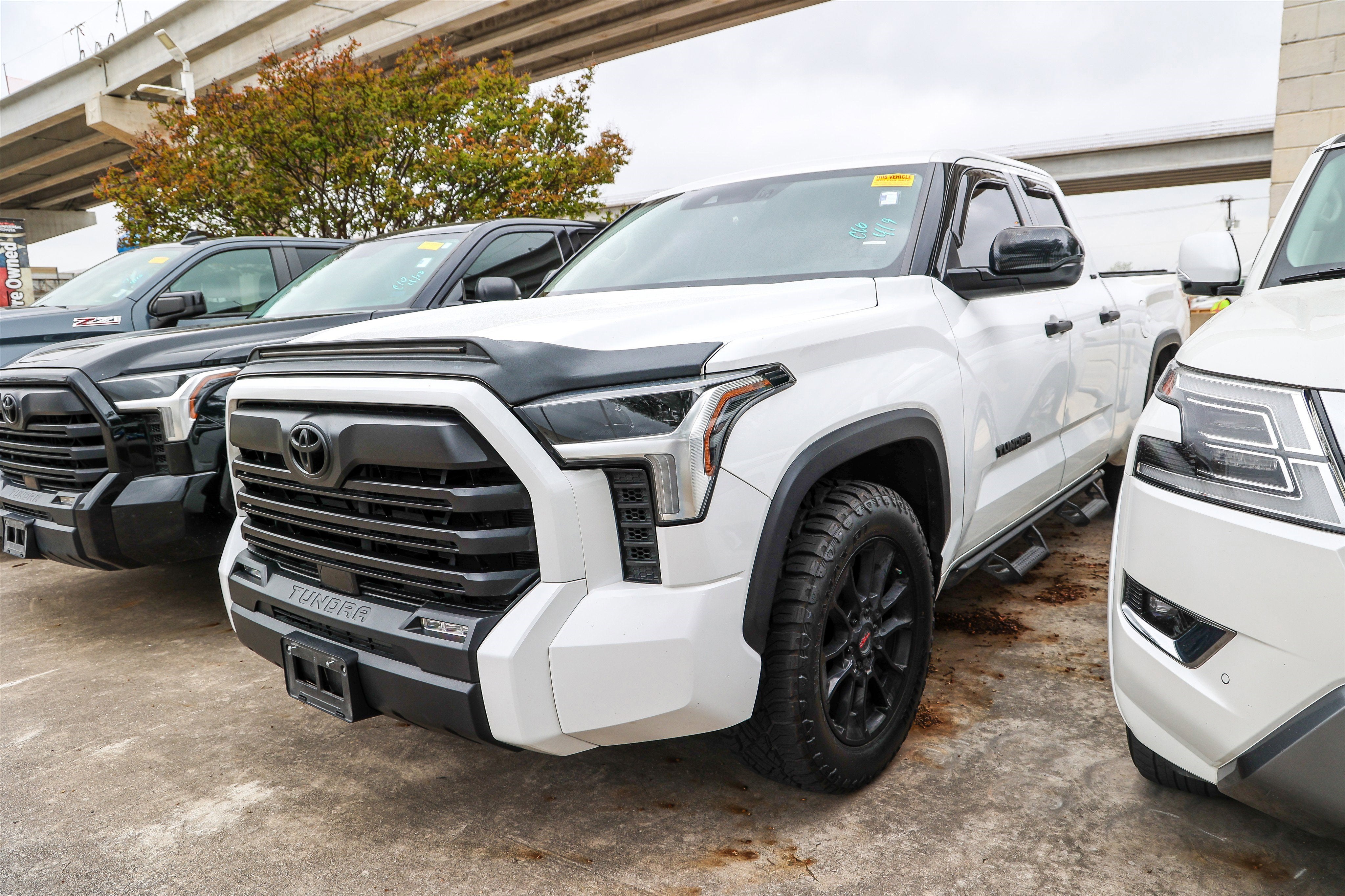 2022 Toyota TUNDRA 4X2 SR5