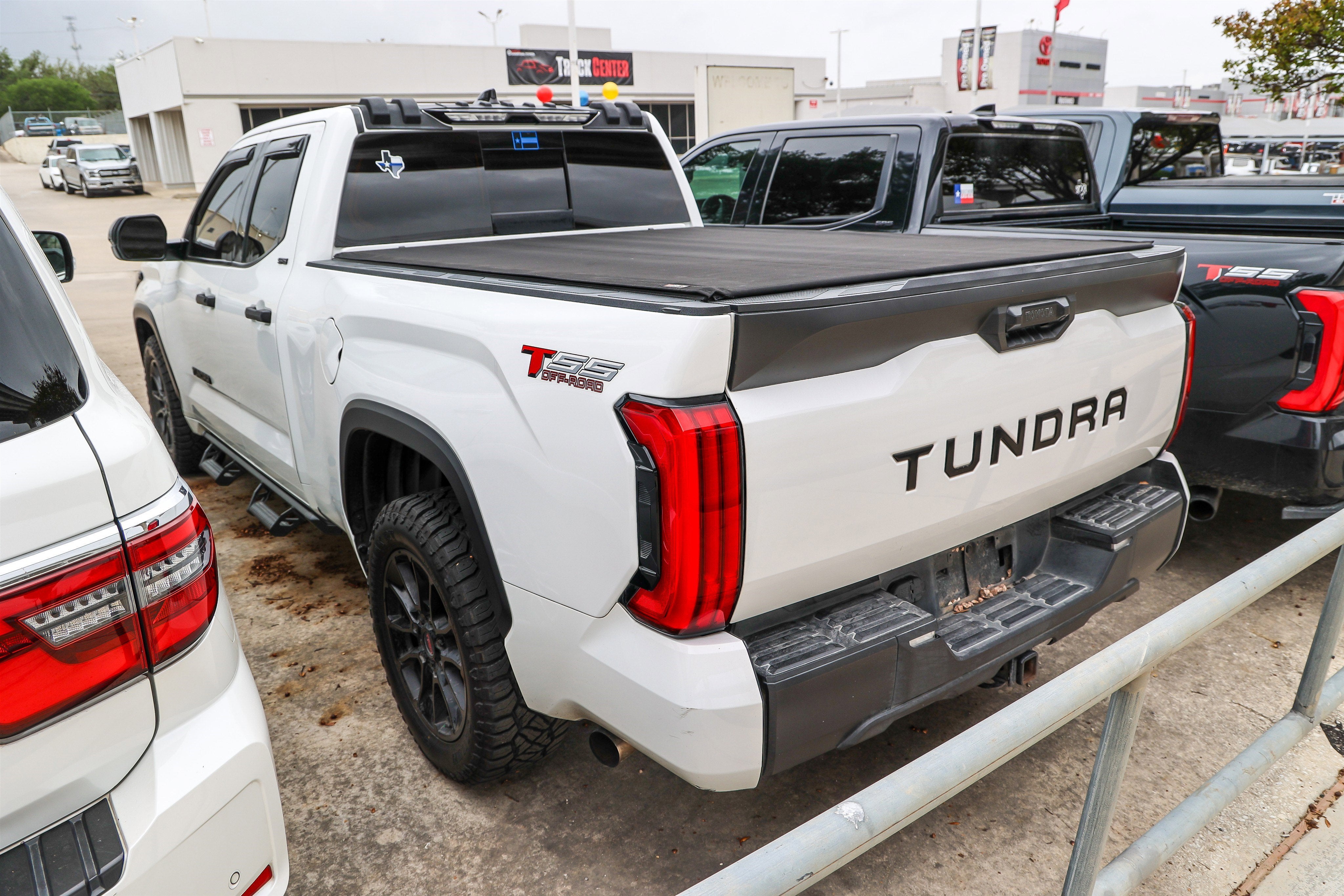 2022 Toyota TUNDRA 4X2 SR5