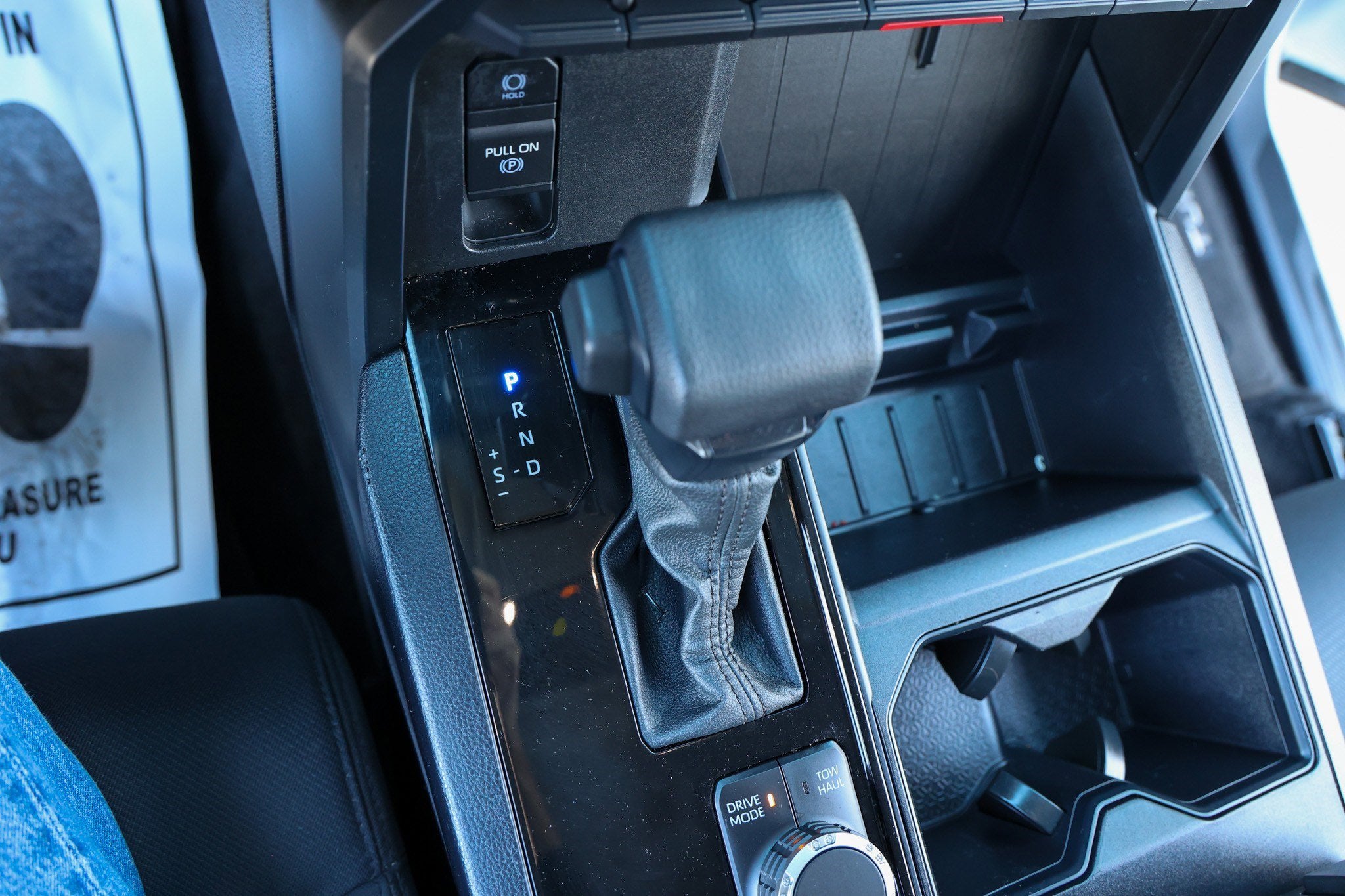 2024 Toyota TUNDRA 4X2 SR5