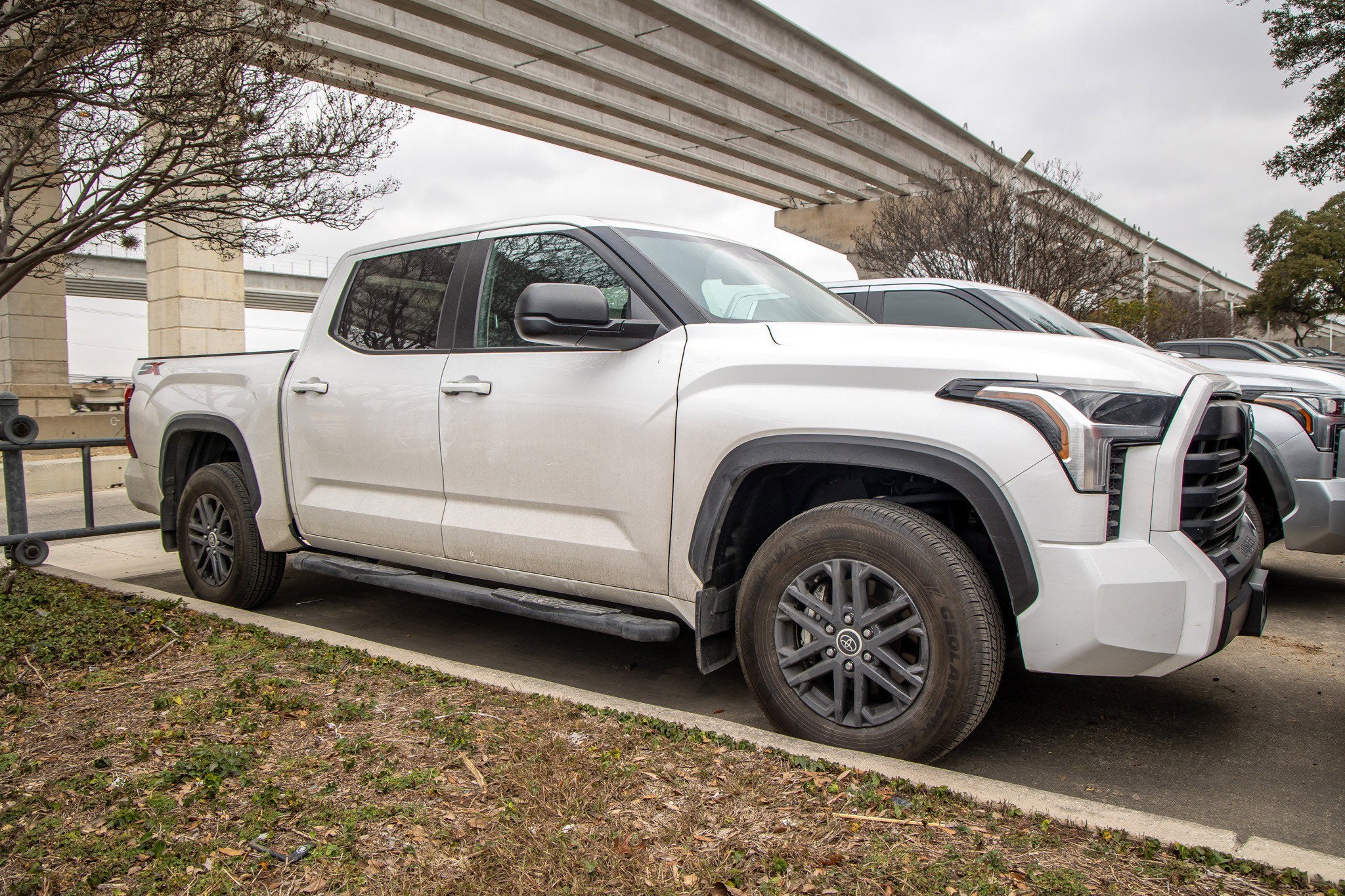 2024 Toyota TUNDRA 4X2 SR5