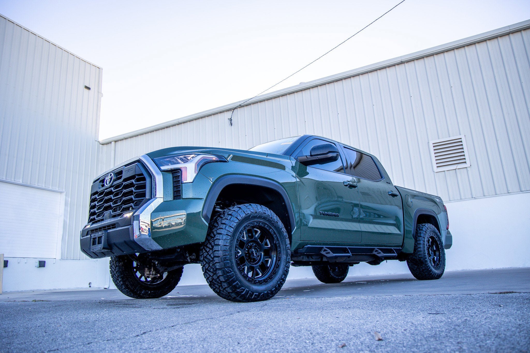 2022 Toyota TUNDRA 4X2 SR5