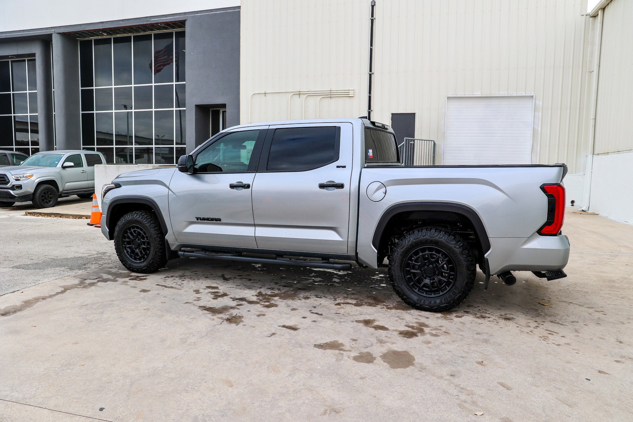 2026 Toyota TUNDRA 4X2 SR5