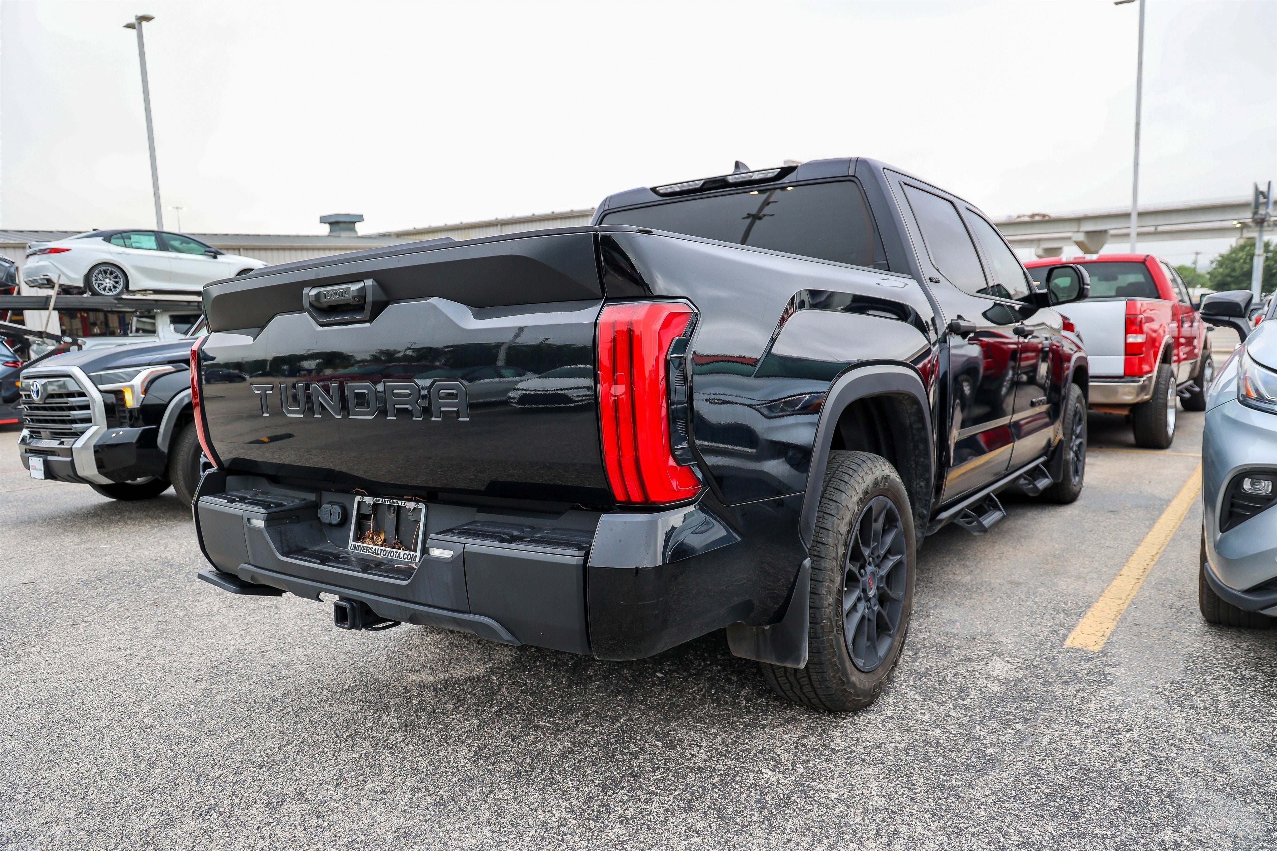 2025 Toyota Tundra SR5