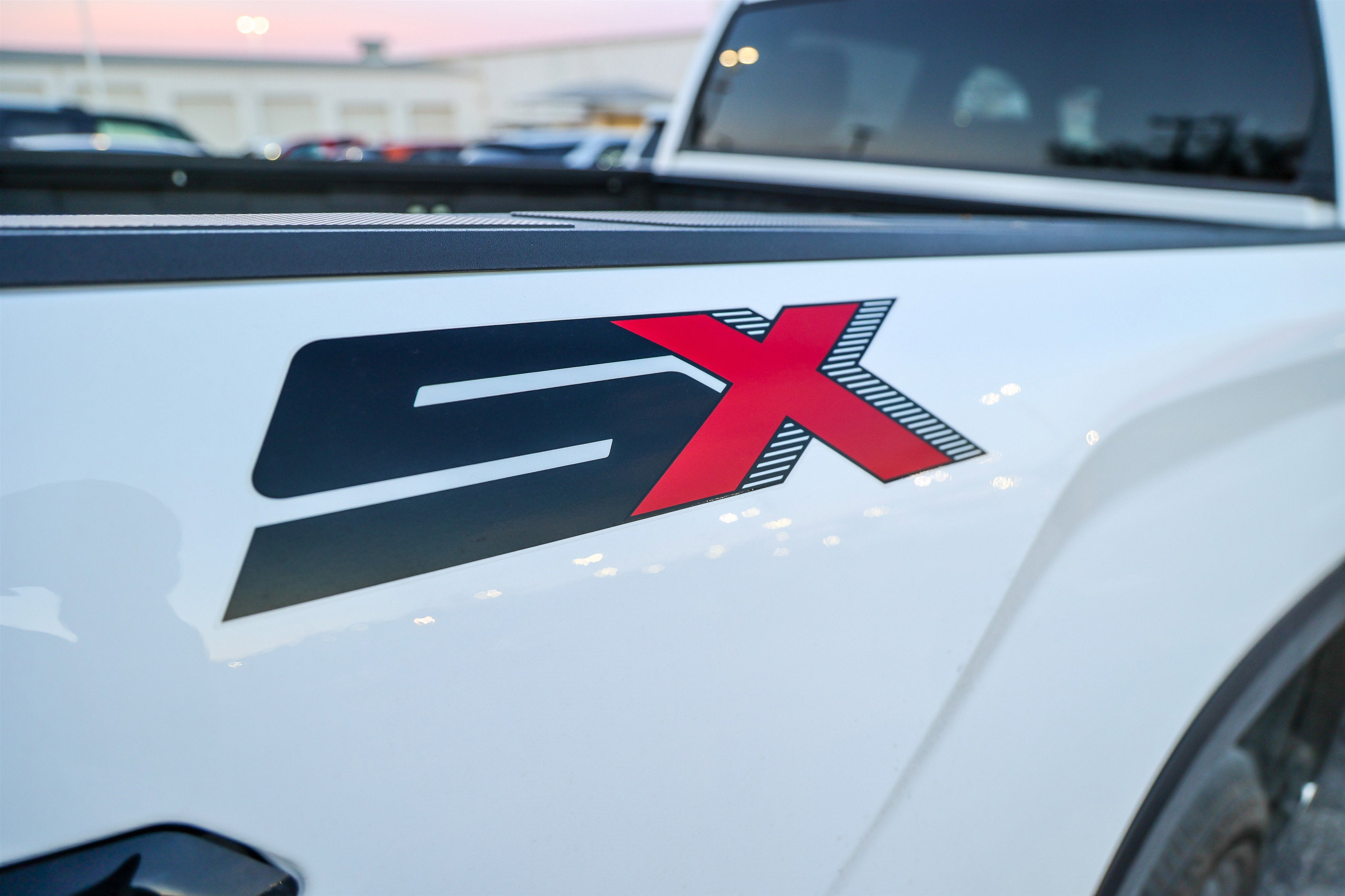 2025 Toyota TUNDRA 4X2 SR5