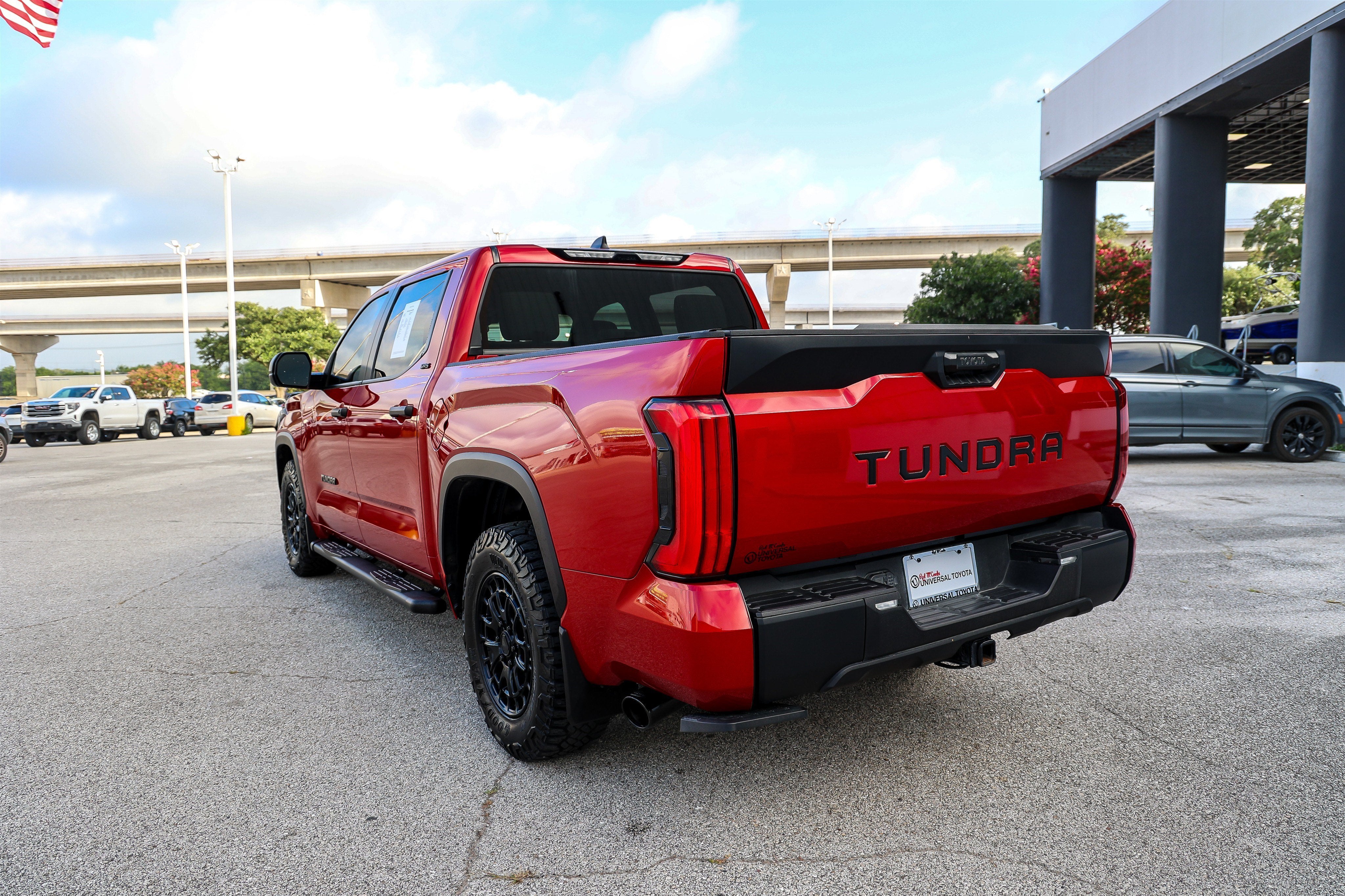 2025 Toyota Tundra SR5