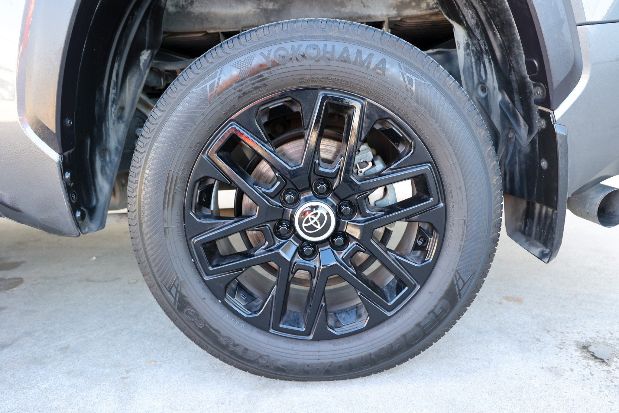 2024 Toyota TUNDRA 4X2 SR5