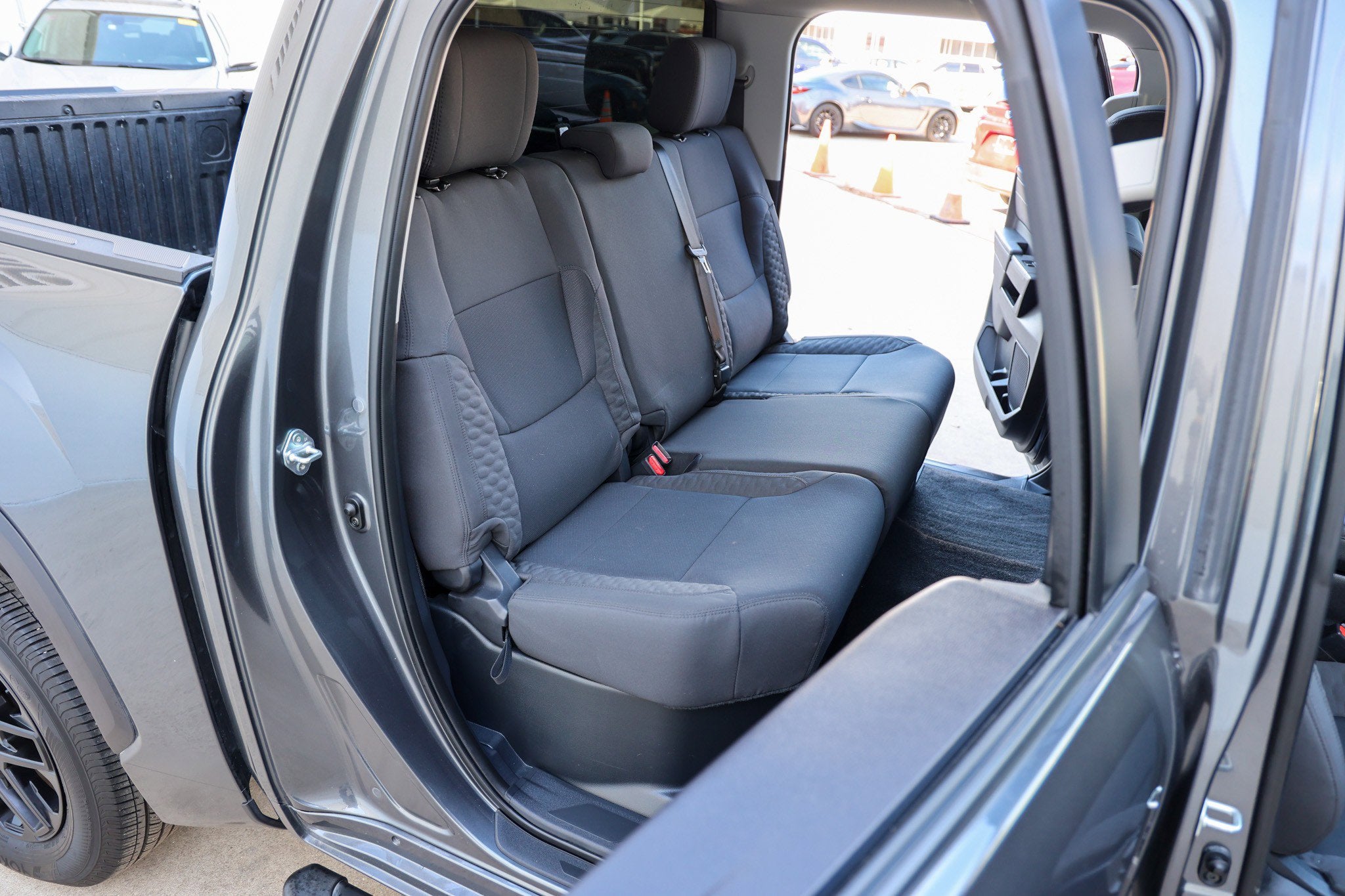 2024 Toyota TUNDRA 4X2 SR5