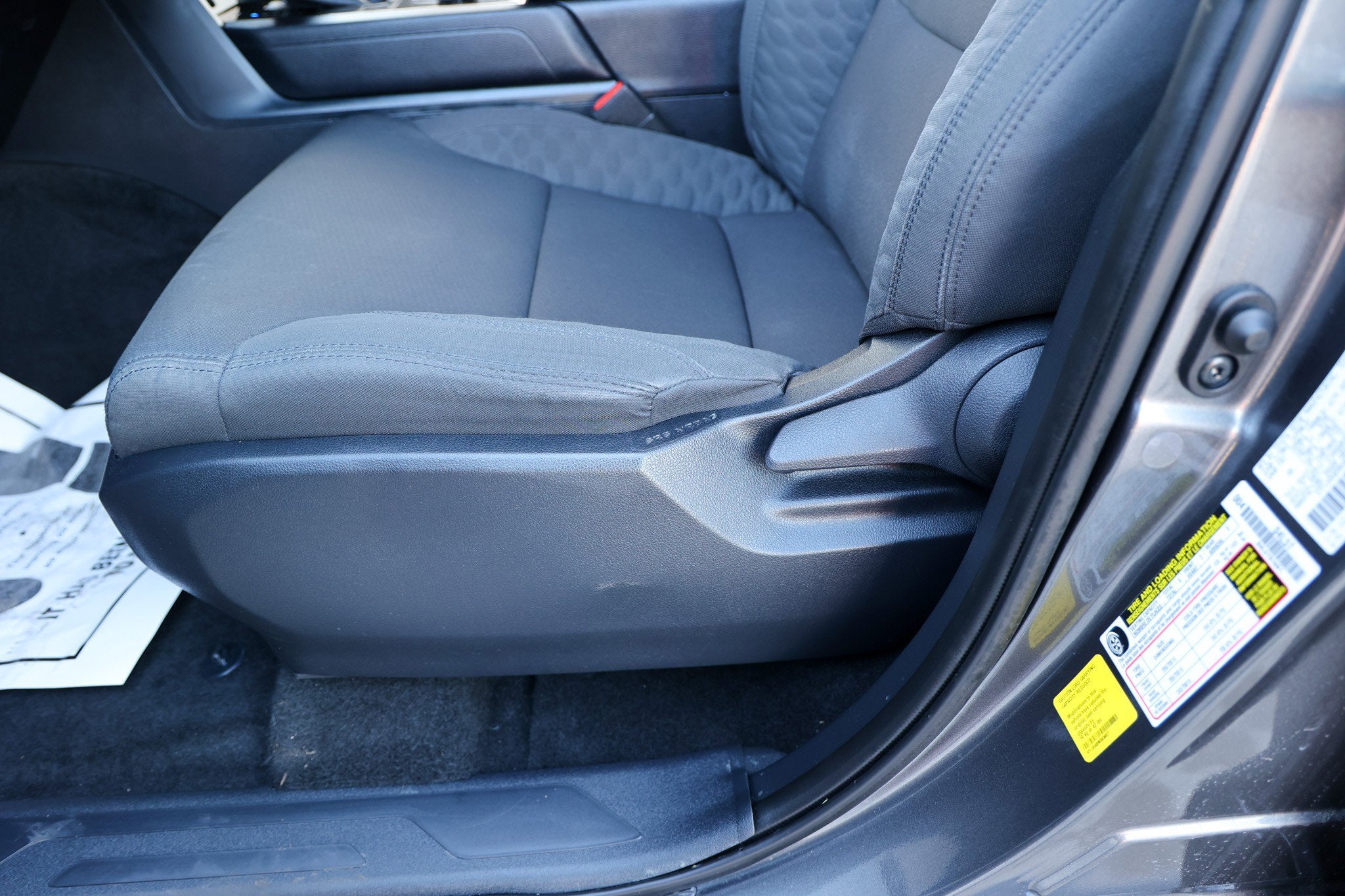 2024 Toyota TUNDRA 4X2 SR5