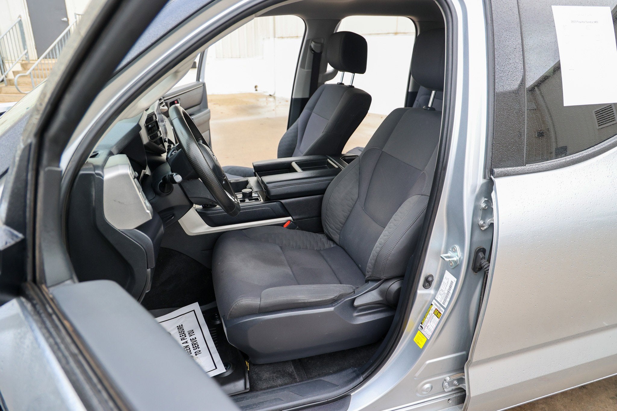 2023 Toyota TUNDRA 4X4 SR5