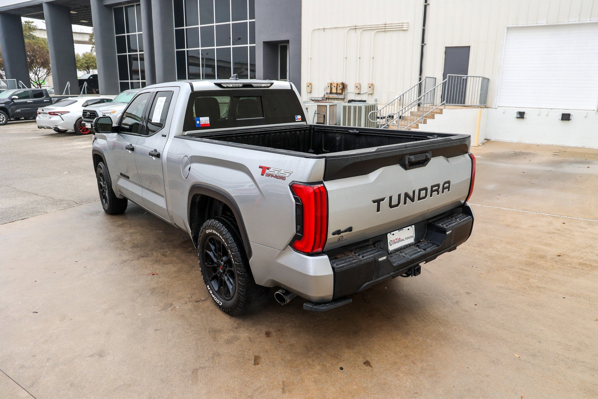 2023 Toyota TUNDRA 4X4 SR5