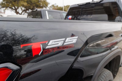 2023 Toyota TUNDRA 4X4 SR5