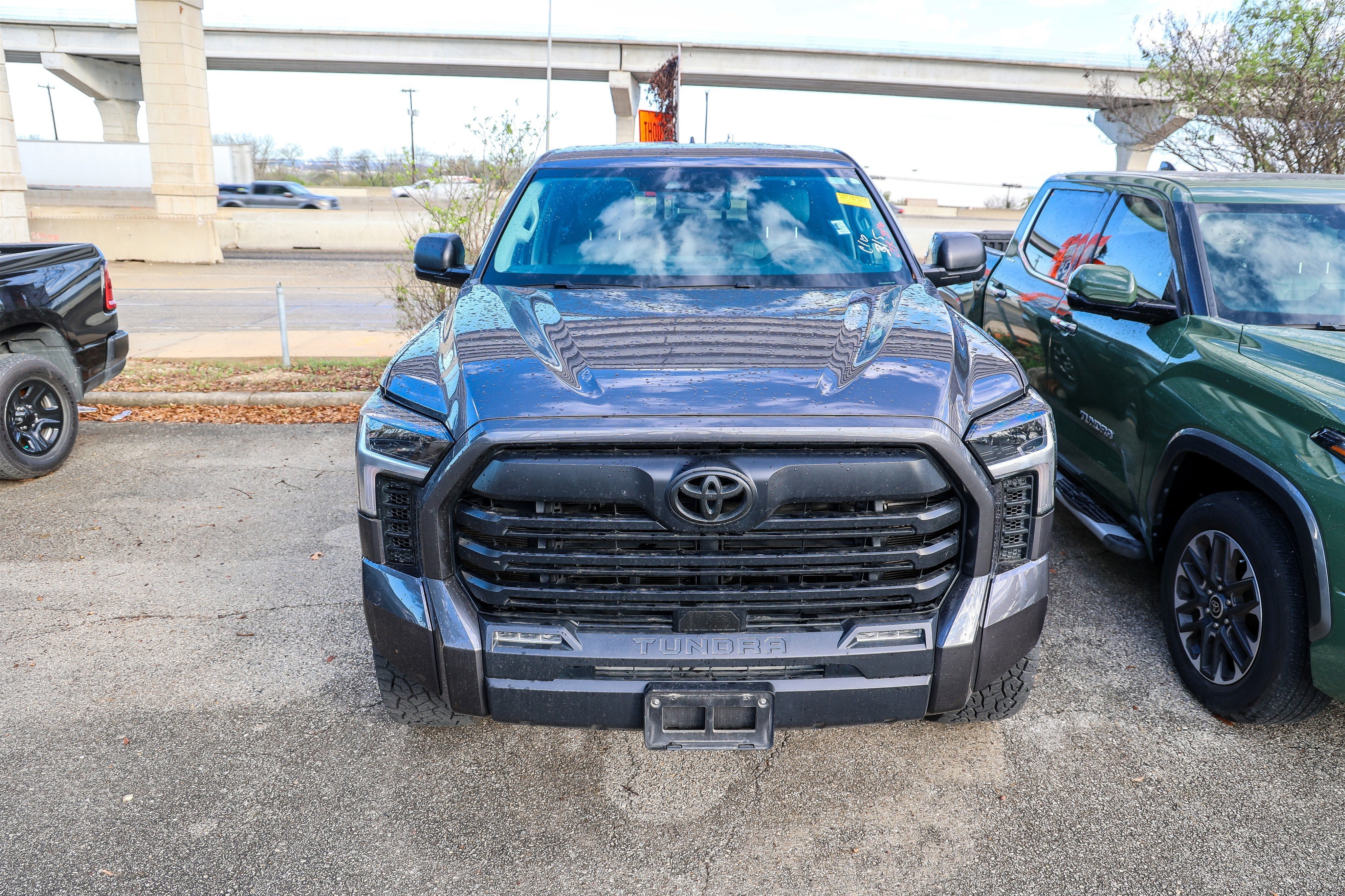 2022 Toyota TUNDRA 4X4 SR5