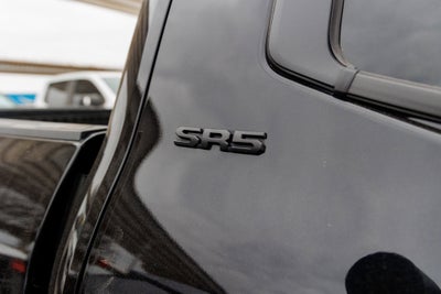 2024 Toyota TUNDRA 4X4 SR5