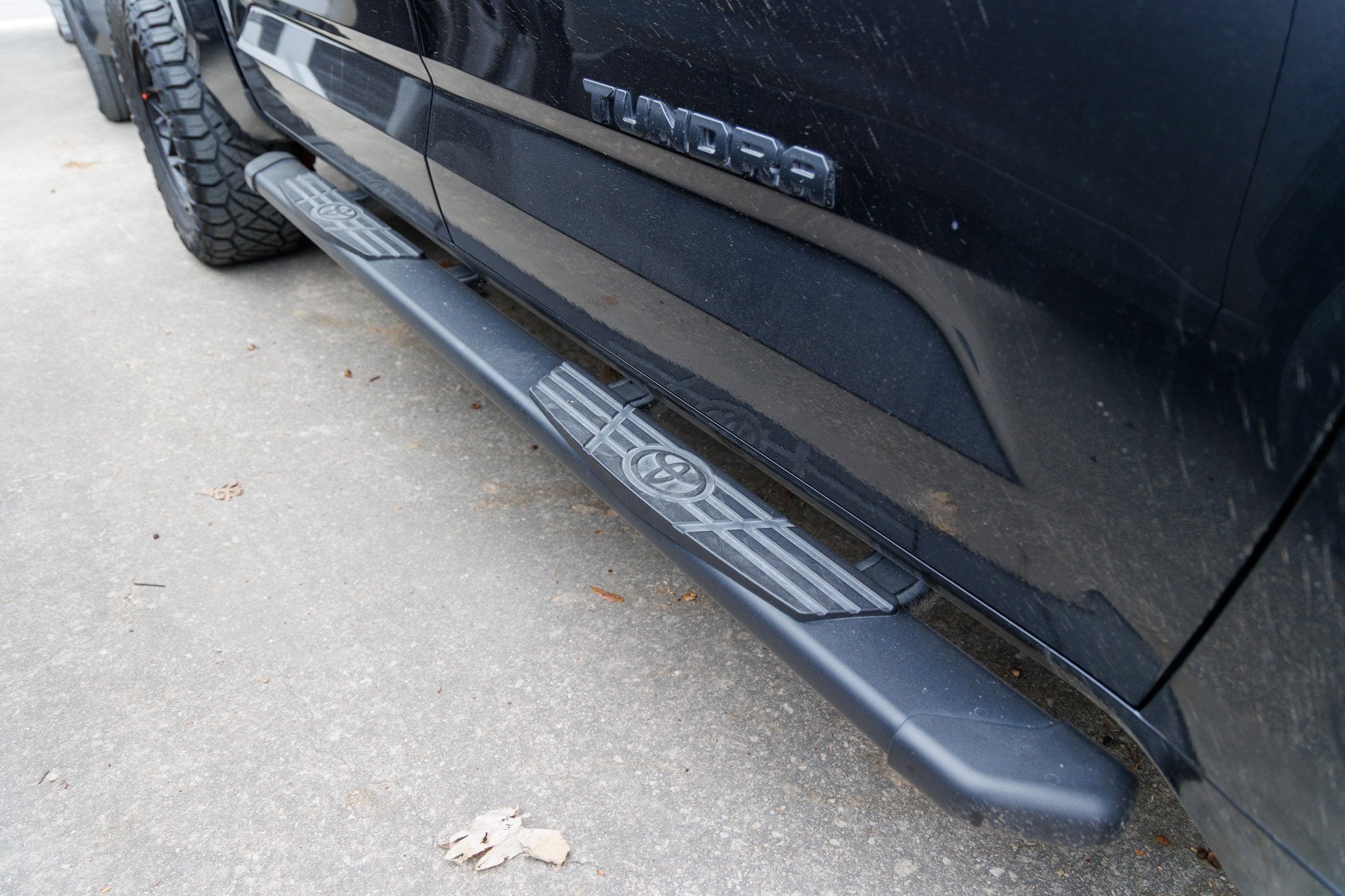 2024 Toyota TUNDRA 4X4 SR5