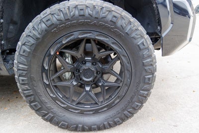 2024 Toyota TUNDRA 4X4 SR5