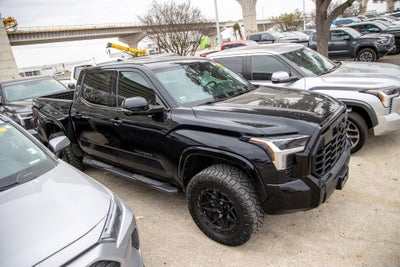 2024 Toyota TUNDRA 4X4 SR5