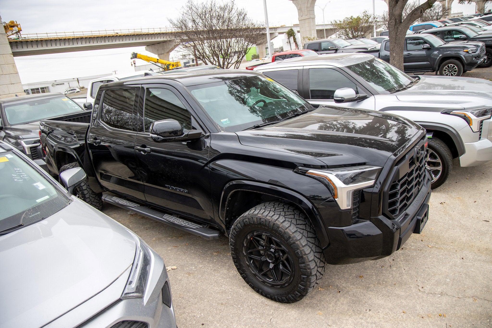 2024 Toyota TUNDRA 4X4 SR5