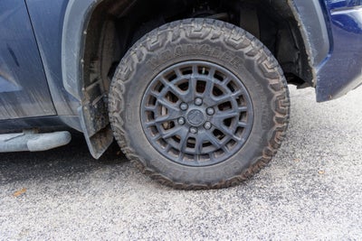 2025 Toyota Tundra 4WD SR5
