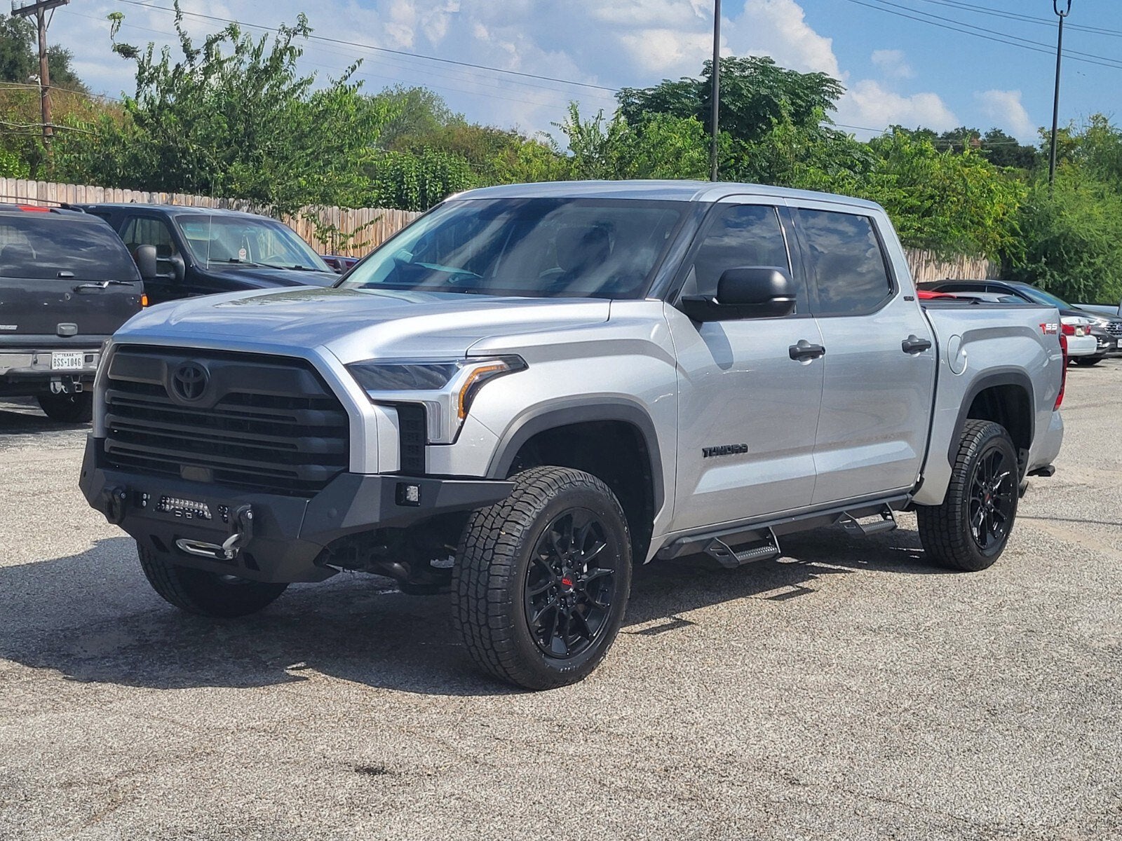 2023 Toyota Tundra 4WD SR5