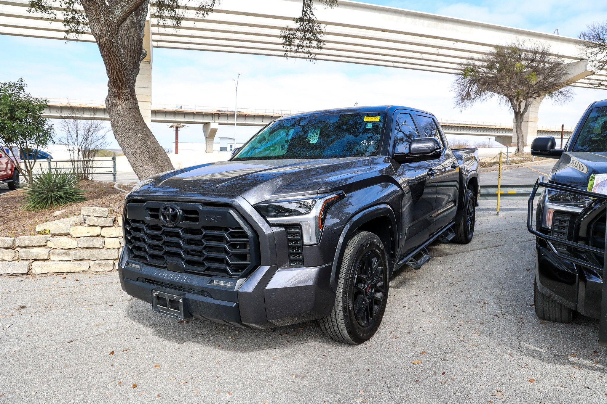 2024 Toyota TUNDRA 4X4 SR5
