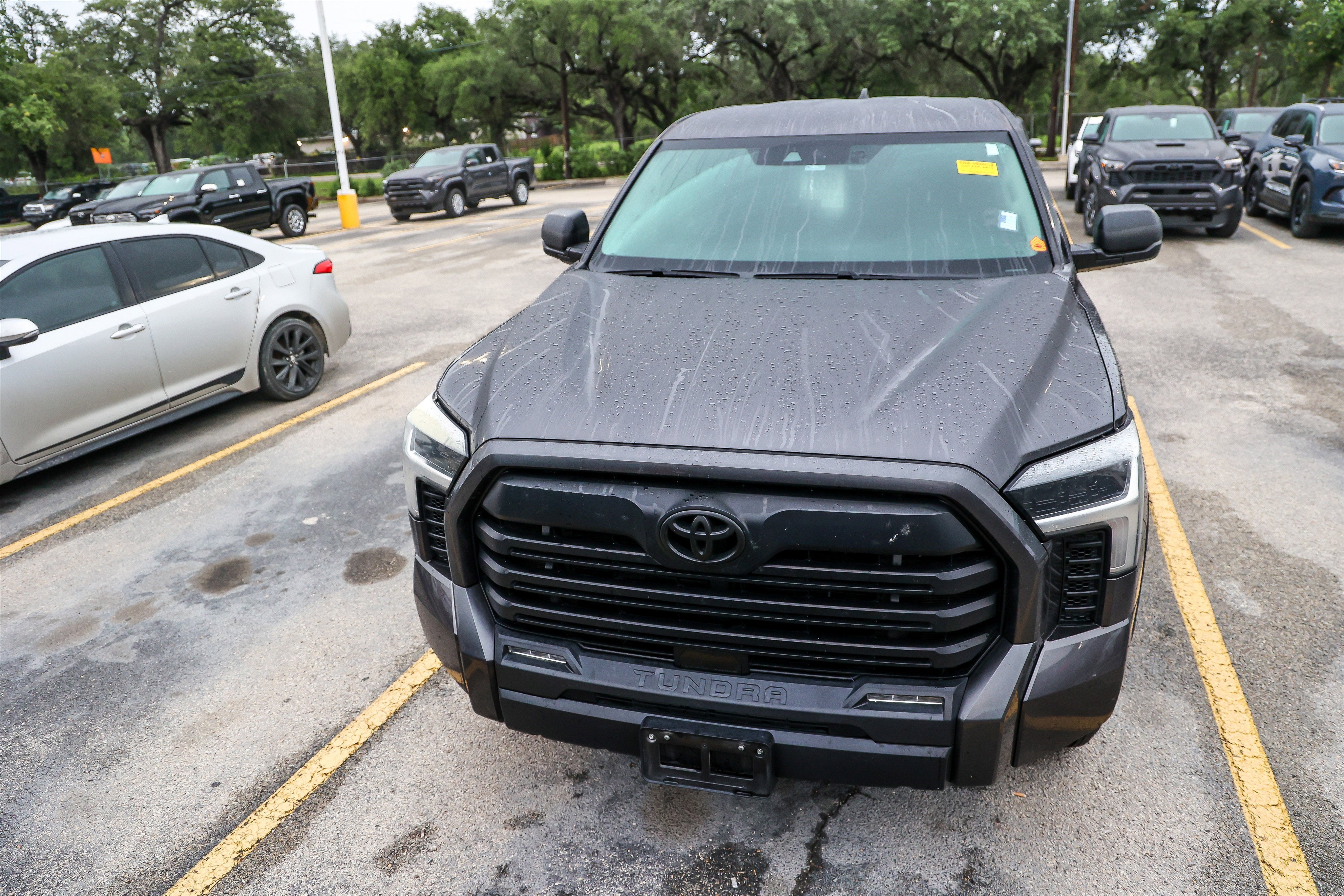 2022 Toyota Tundra SR5