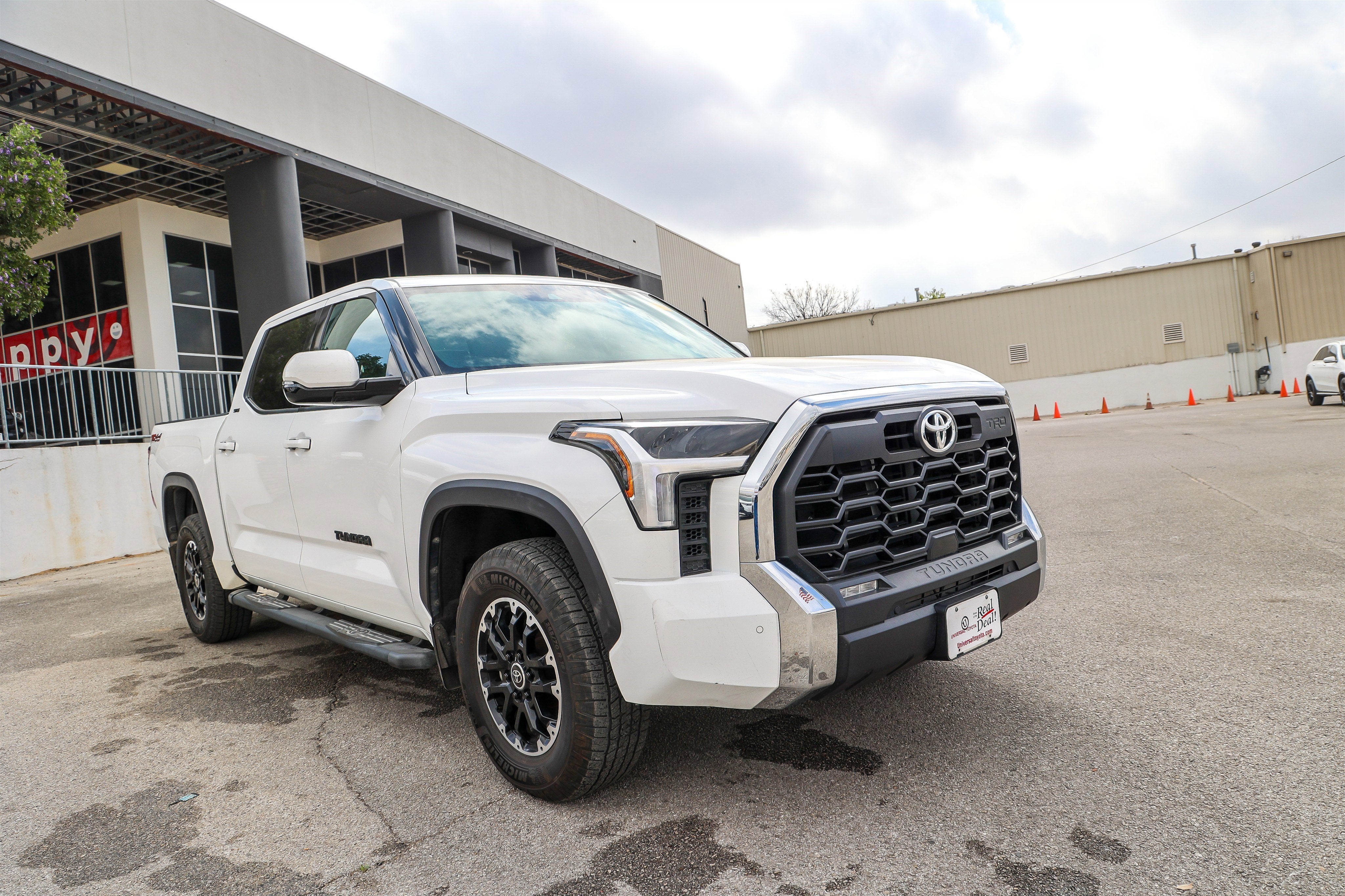 2023 Toyota TUNDRA 4X4 SR5