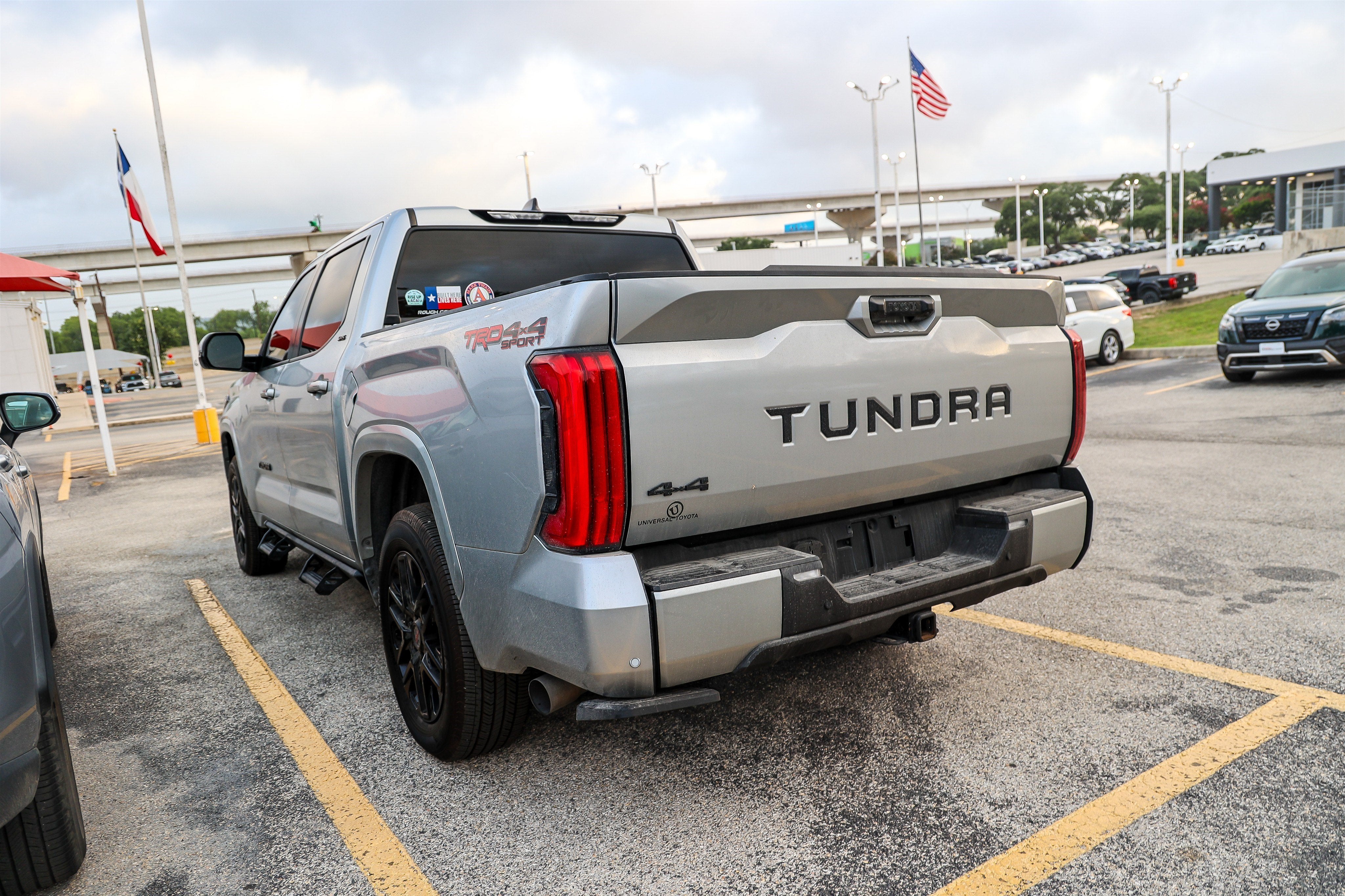 2024 Toyota Tundra 4WD SR5