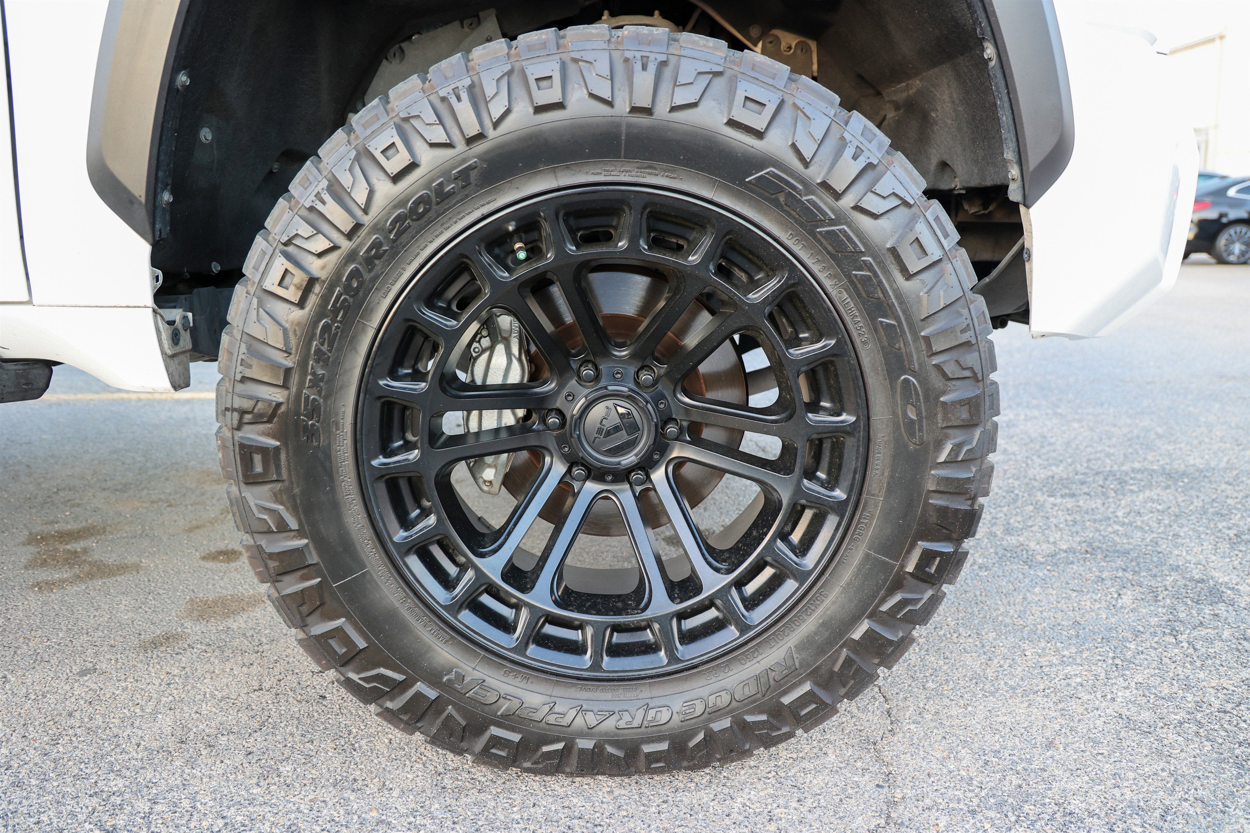 2024 Toyota TUNDRA 4X4 SR5