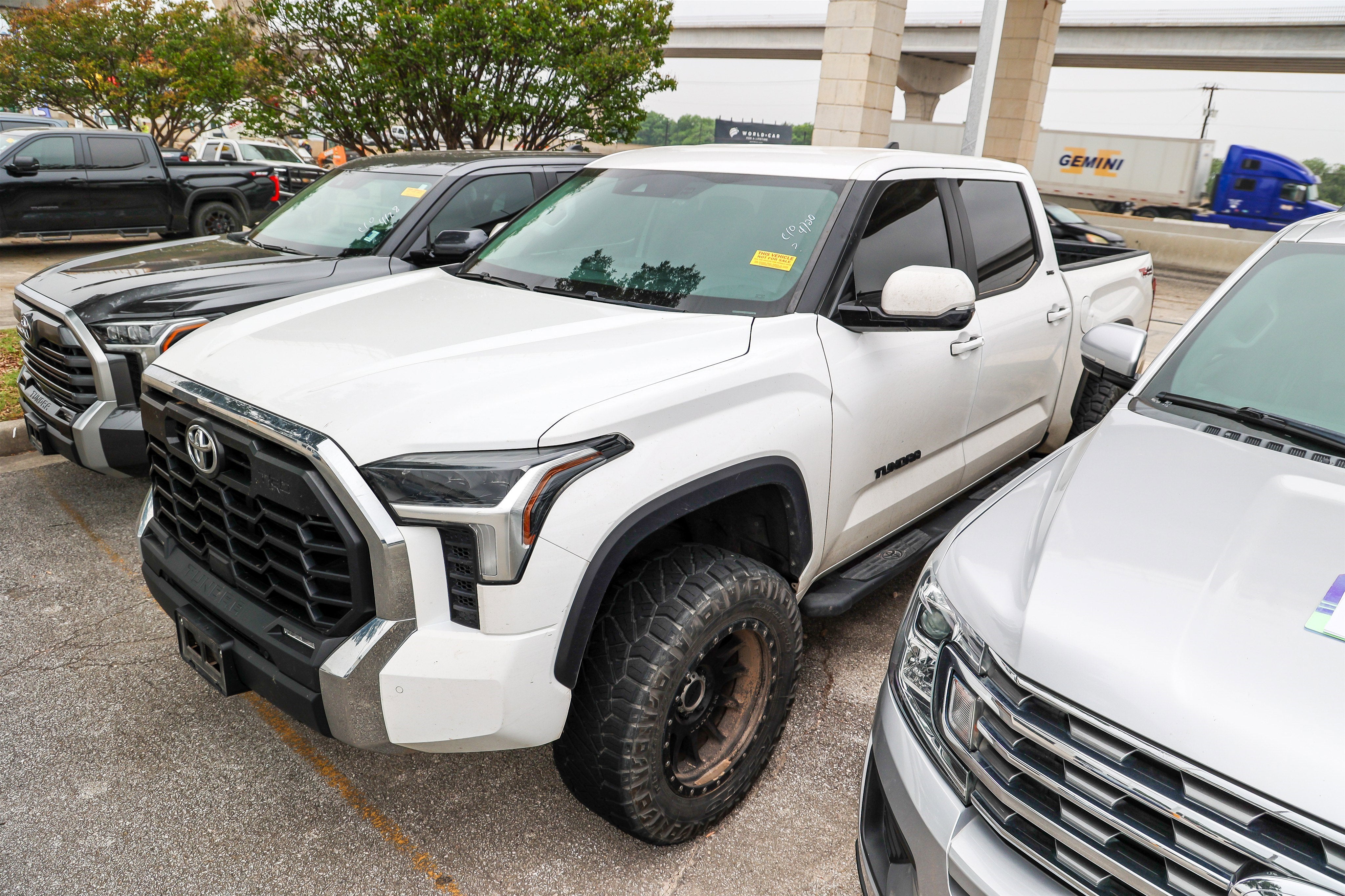 2024 Toyota Tundra 4WD SR5