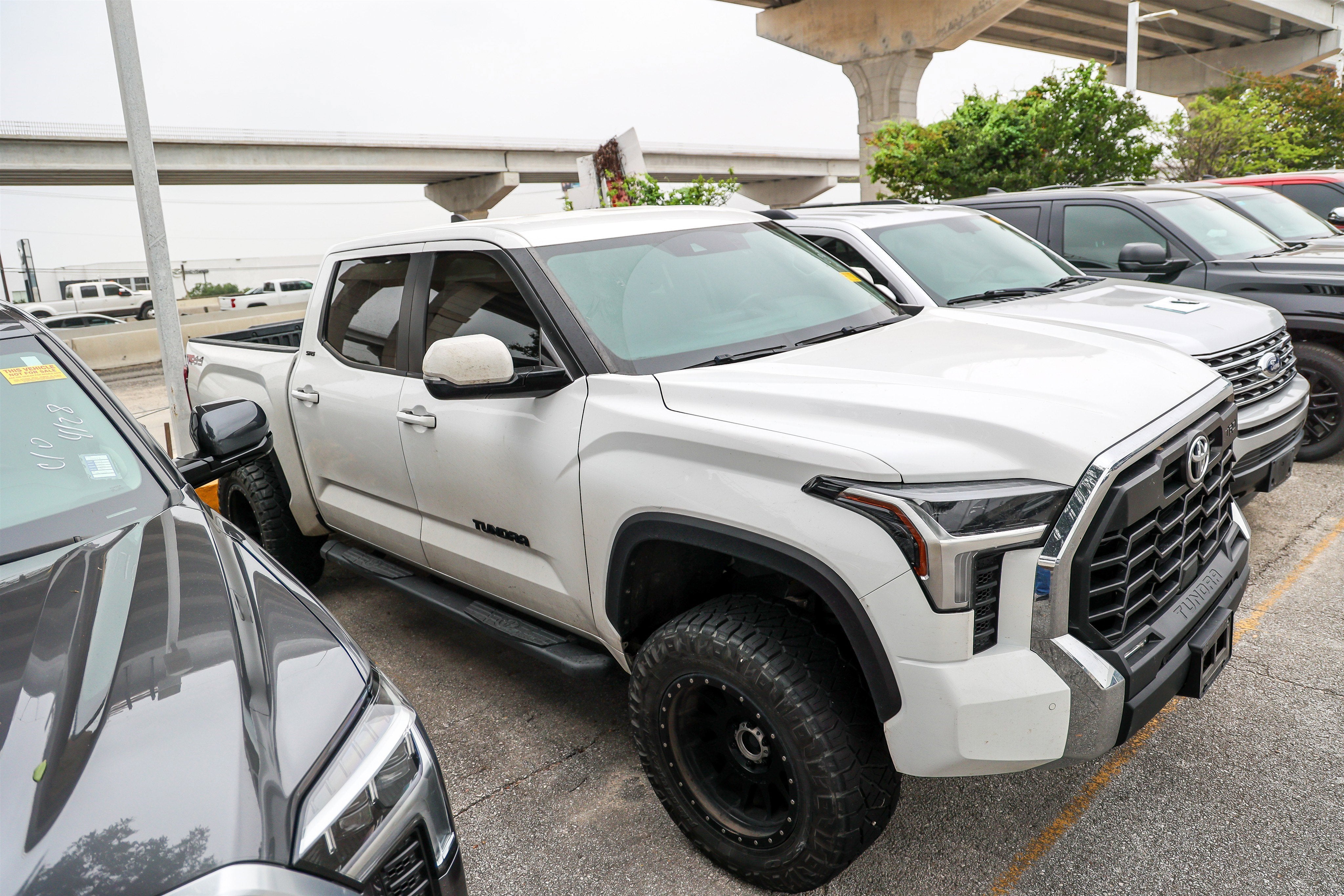 2024 Toyota Tundra 4WD SR5