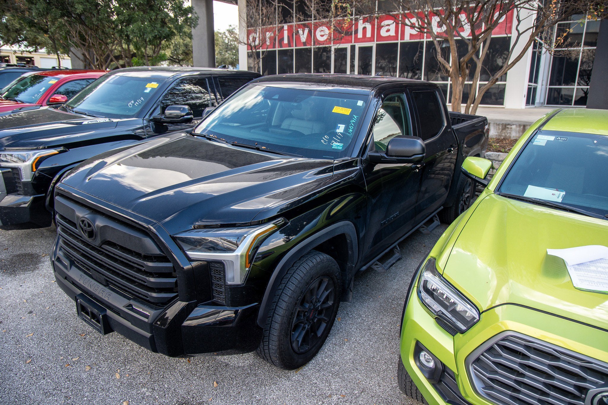 2024 Toyota TUNDRA 4X4 SR5