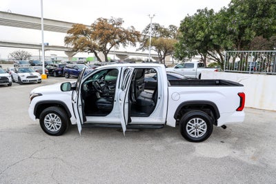 2025 Toyota TUNDRA 4X4 SR5