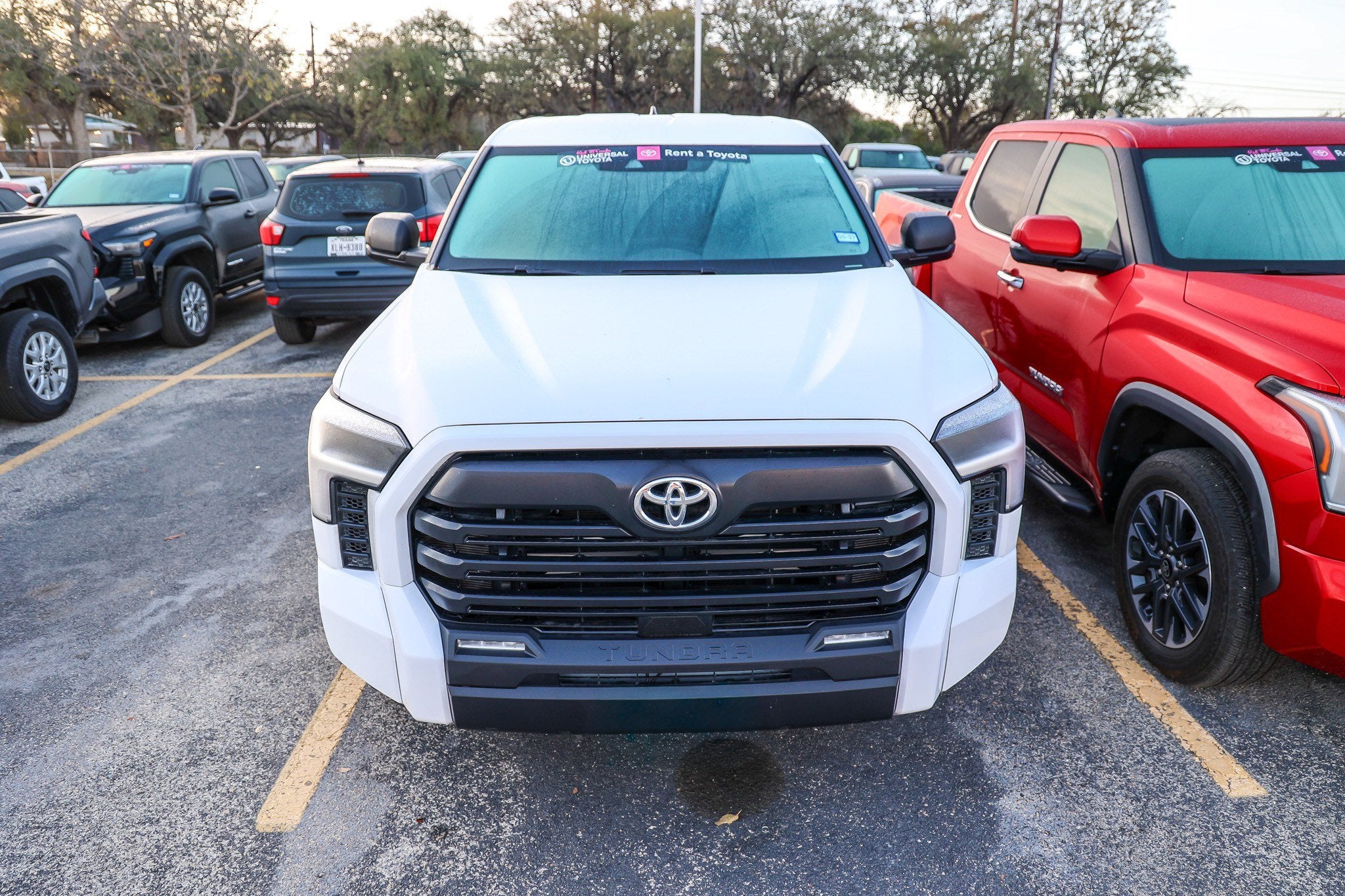 2025 Toyota TUNDRA 4X4 SR5