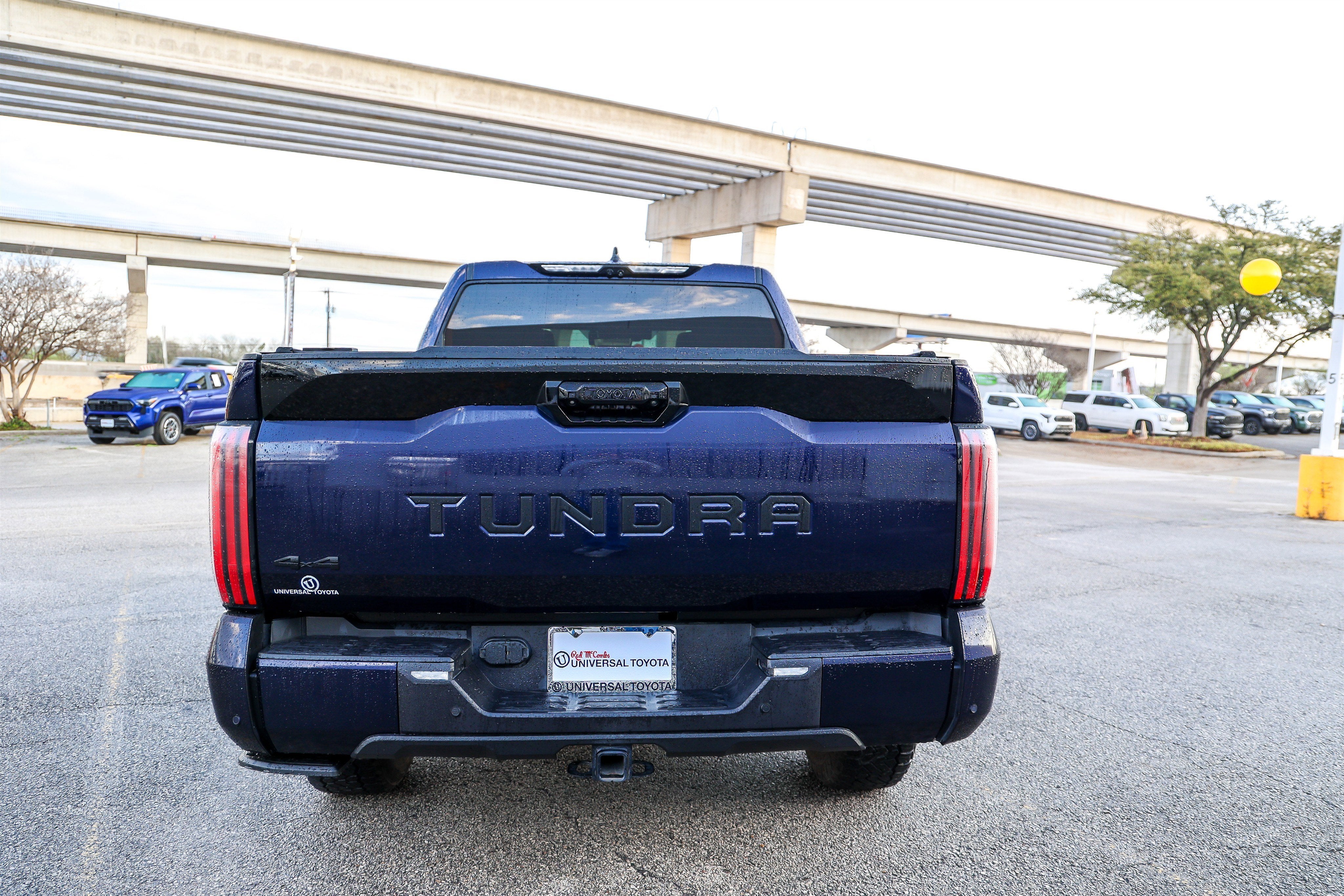 2023 Toyota TUNDRA 4X4 Platinum