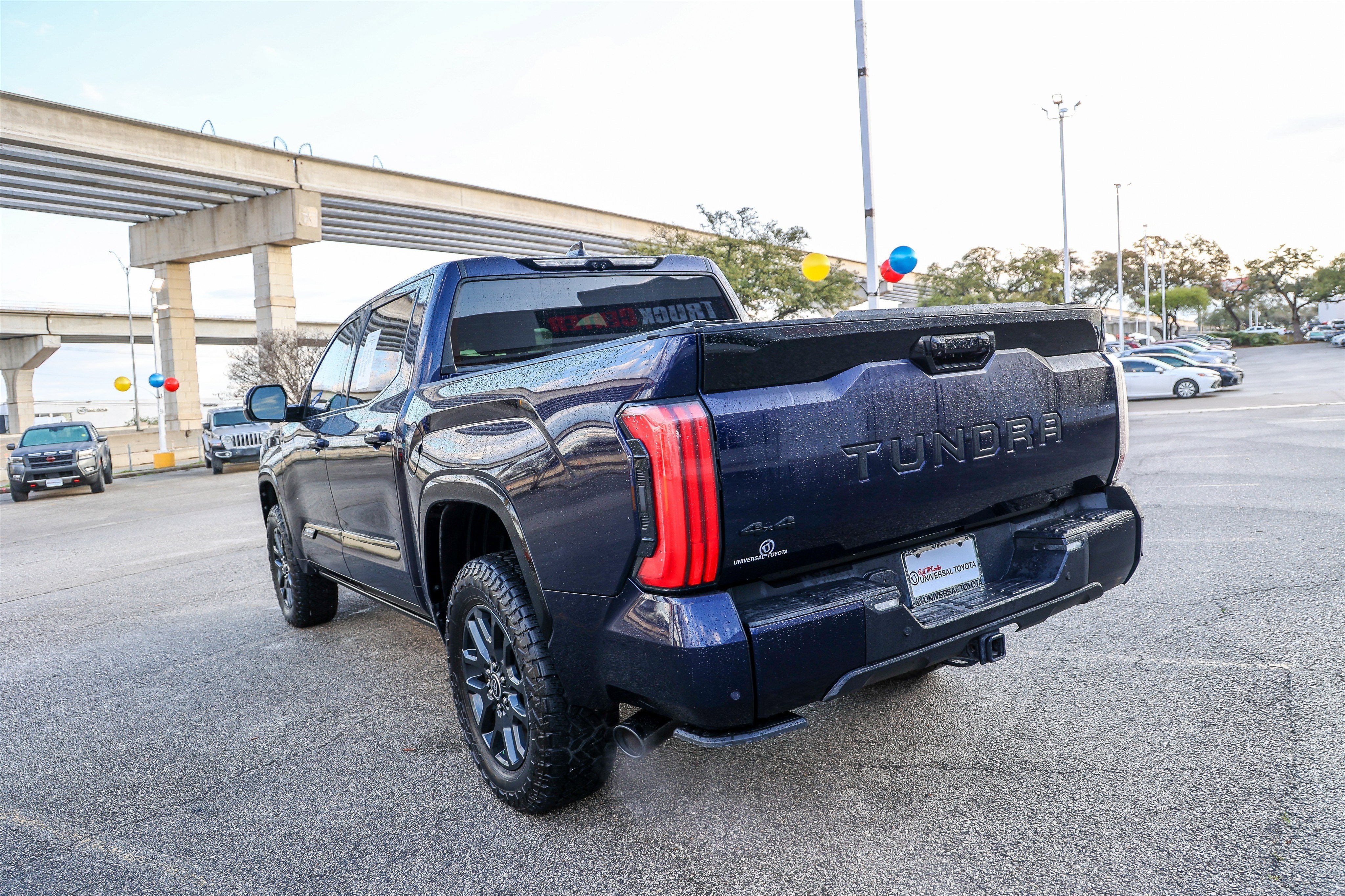 2023 Toyota TUNDRA 4X4 Platinum