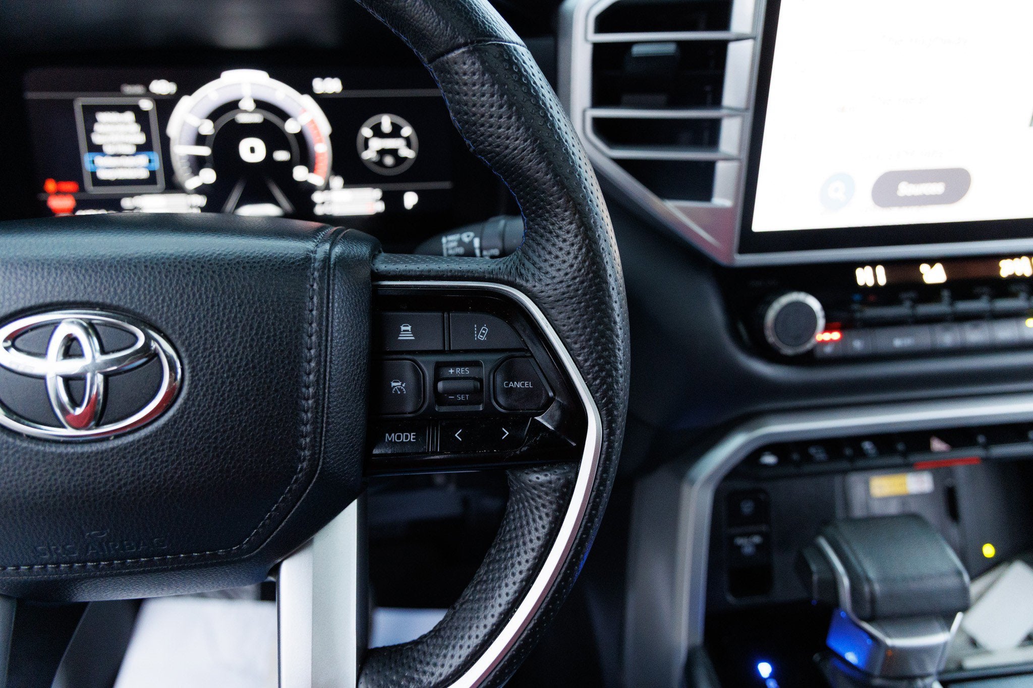 2023 Toyota TUNDRA 4X4 Platinum