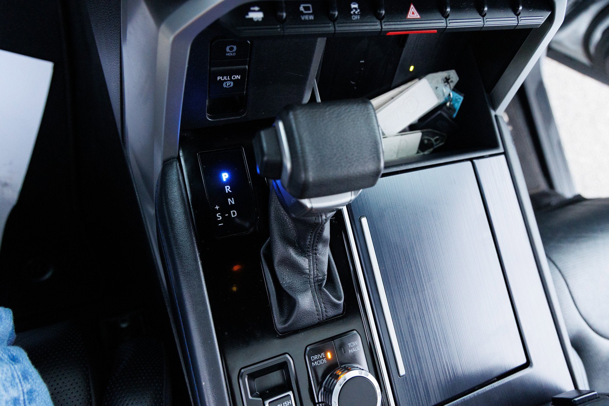 2023 Toyota TUNDRA 4X4 Platinum