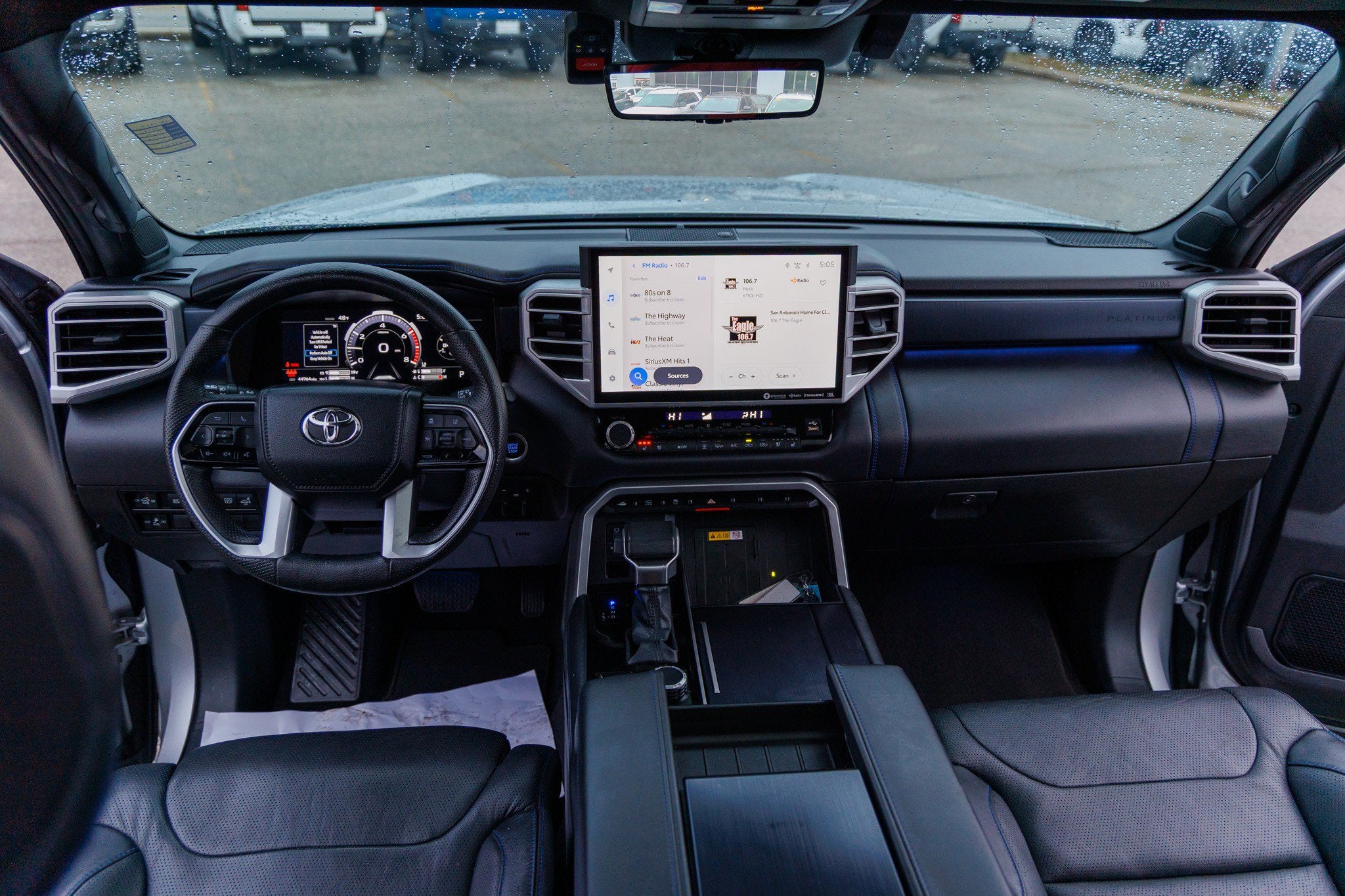 2023 Toyota TUNDRA 4X4 Platinum