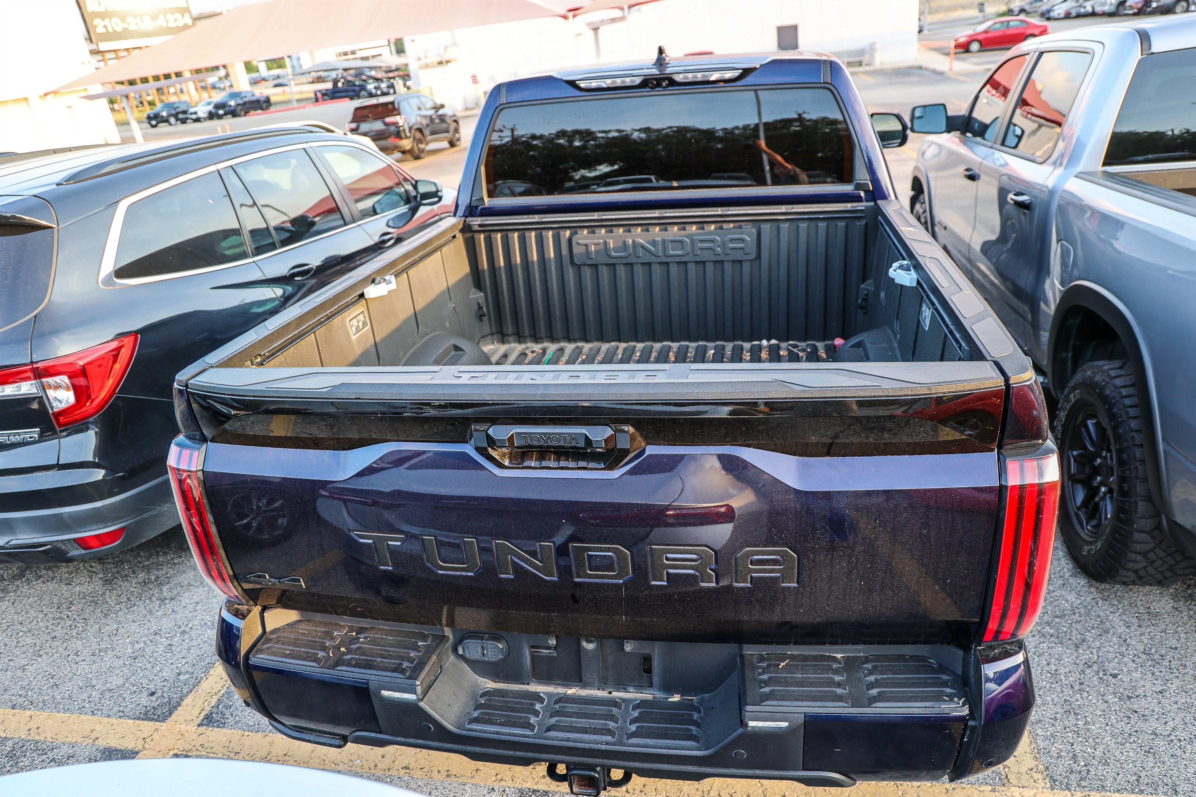 2023 Toyota Tundra Platinum